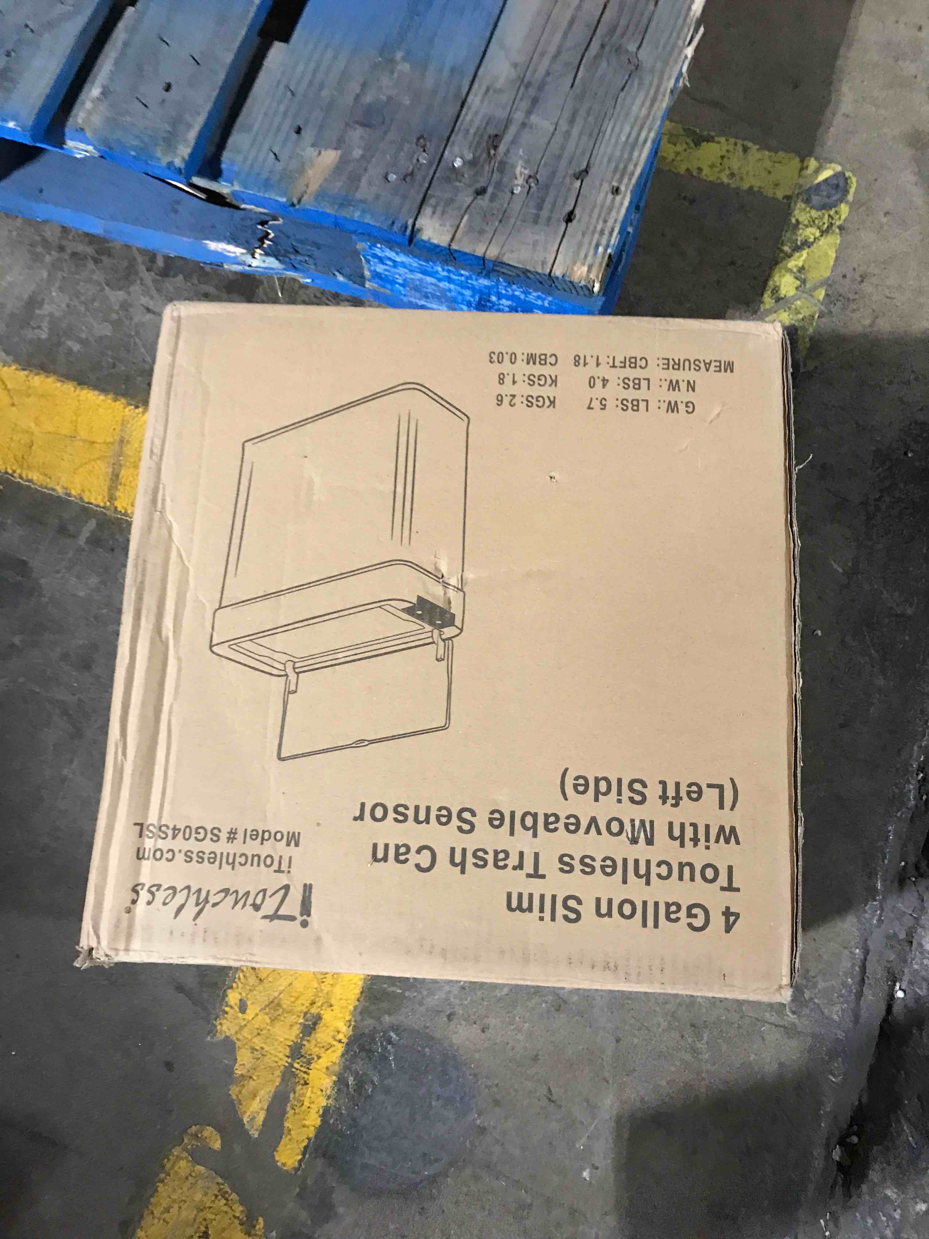 https://s3.amazonaws.com/lotting-images-prod/bidfta/RED6362022_1712062596995.jpeg