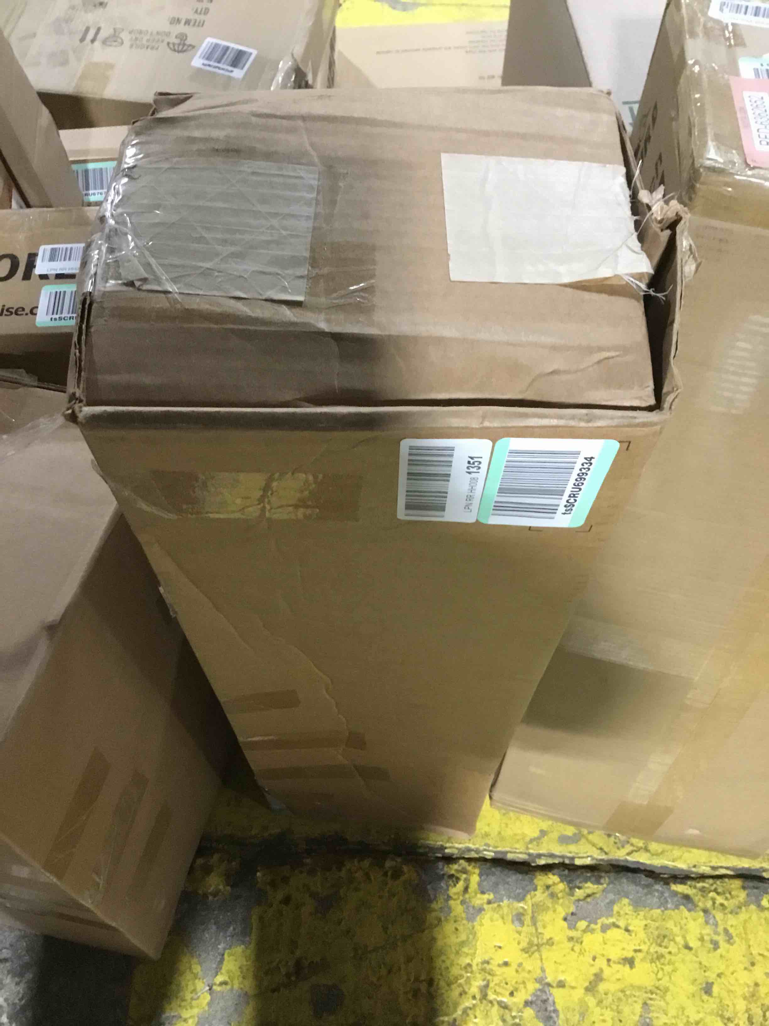 https://s3.amazonaws.com/lotting-images-prod/bidfta/RED6362653_1712266391558.jpeg