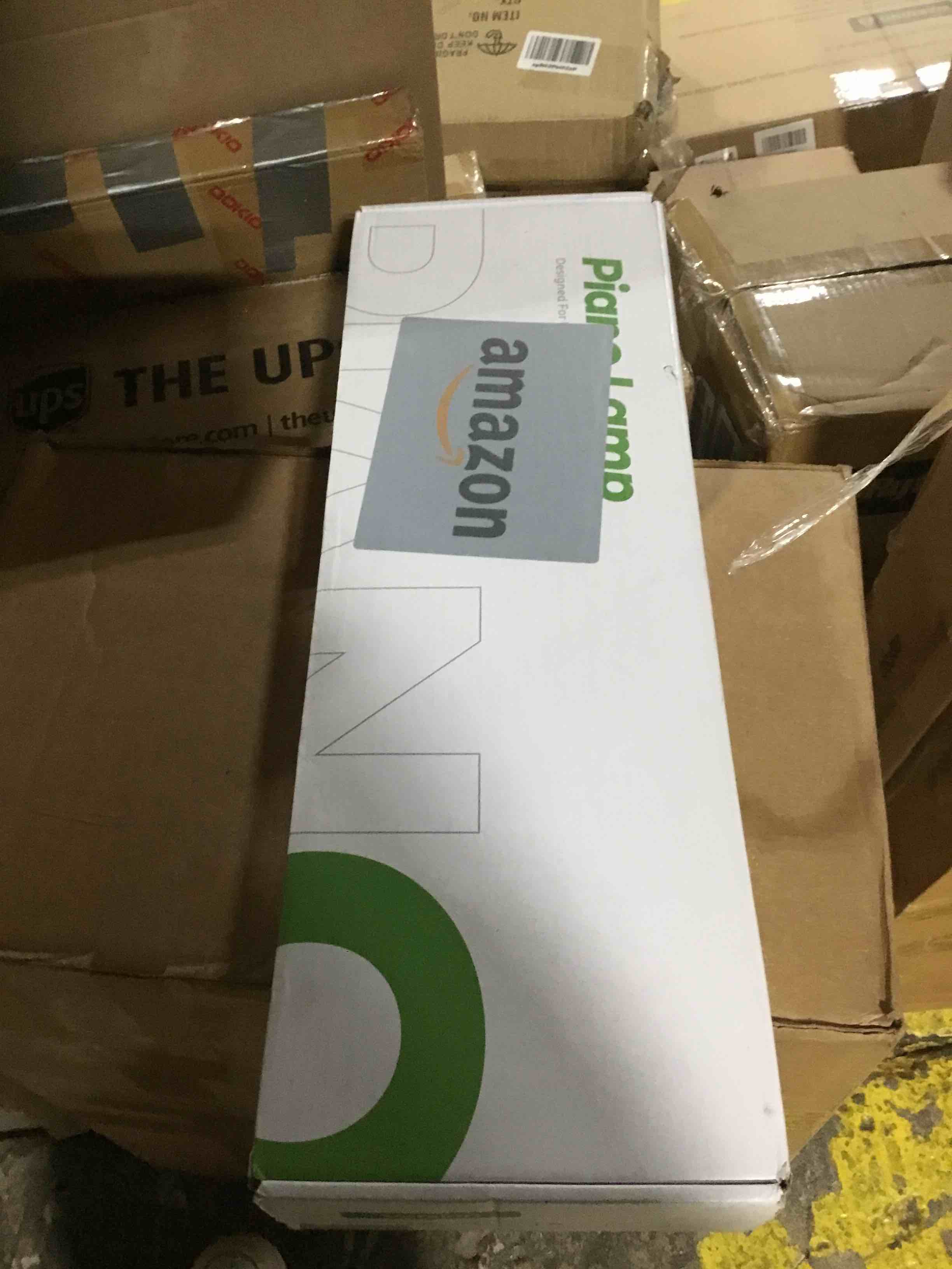 https://s3.amazonaws.com/lotting-images-prod/bidfta/RED6362654_1712266416301.jpeg