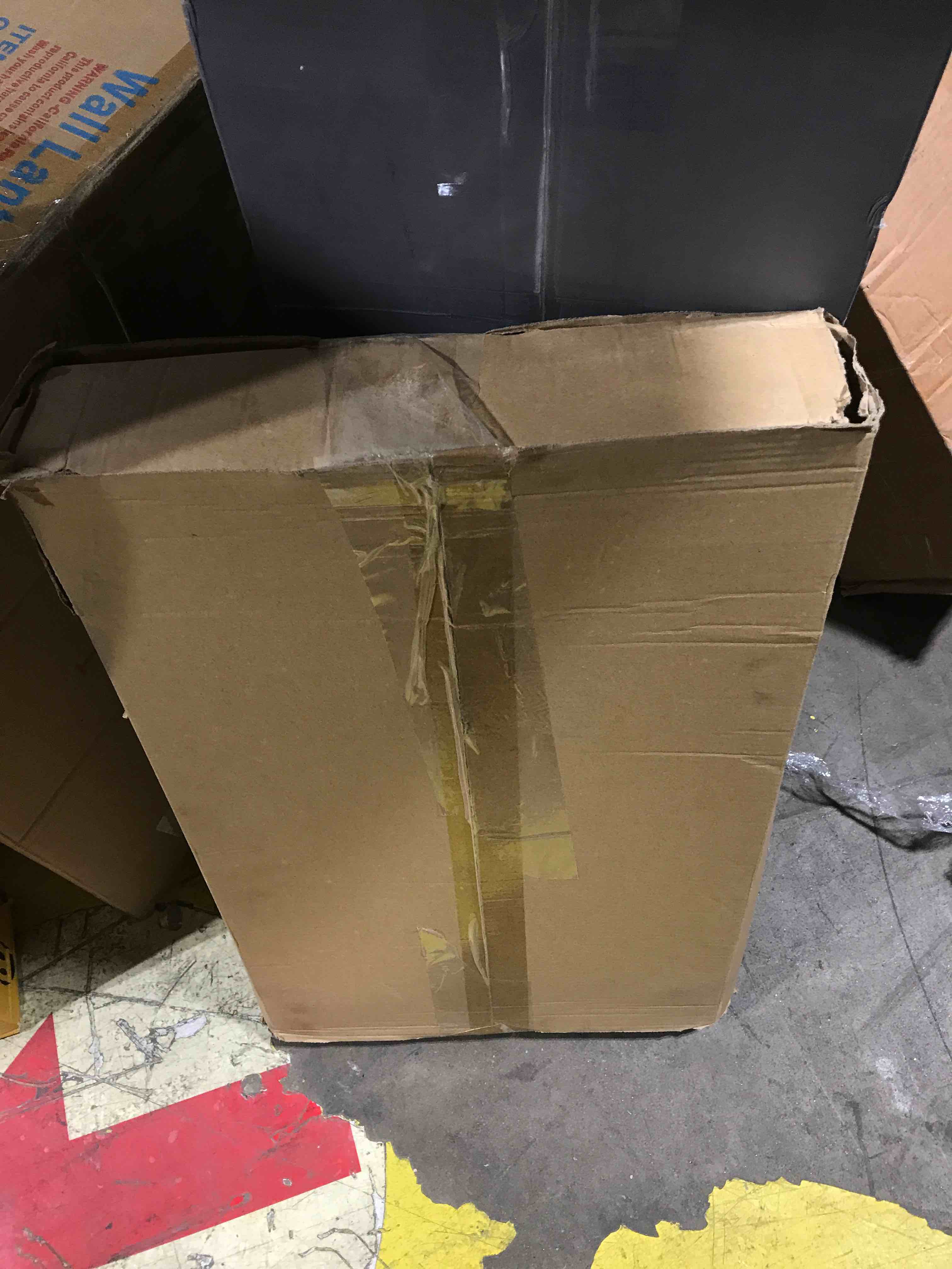 https://s3.amazonaws.com/lotting-images-prod/bidfta/RED6362726_1712267157489.jpeg