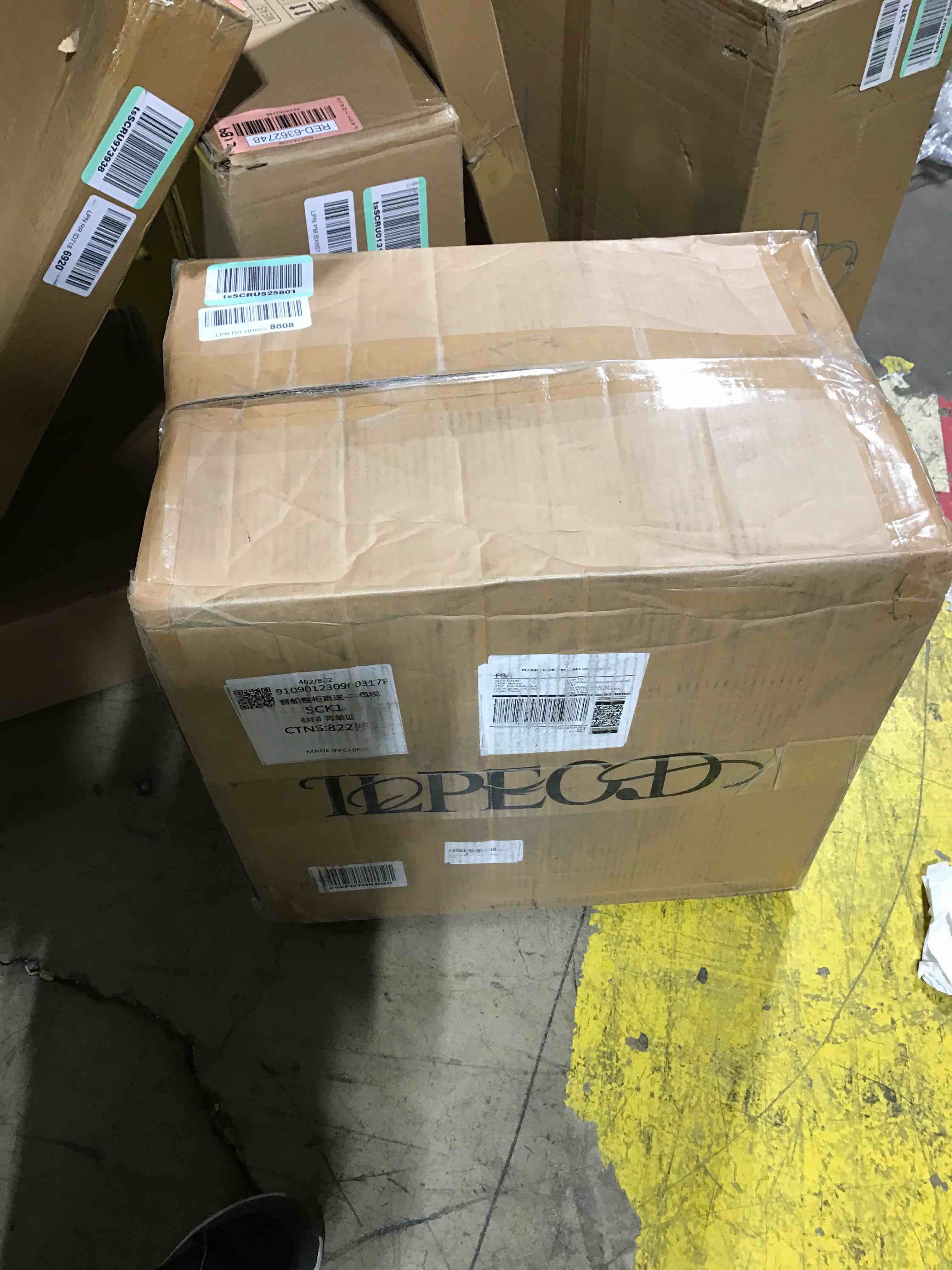 https://s3.amazonaws.com/lotting-images-prod/bidfta/RED6362737_1712266477792.jpeg