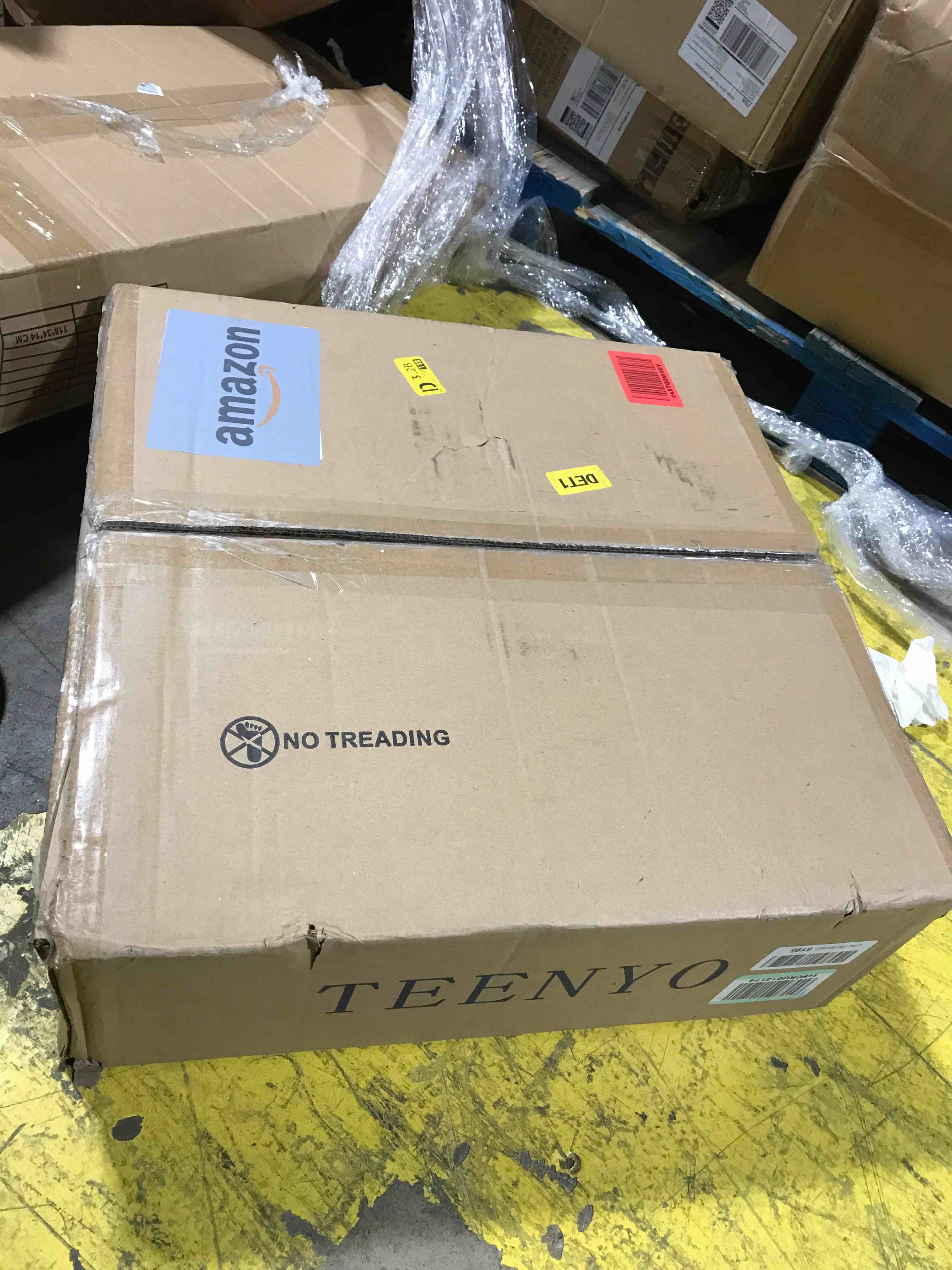 https://s3.amazonaws.com/lotting-images-prod/bidfta/RED6362748_1712266088588.jpeg