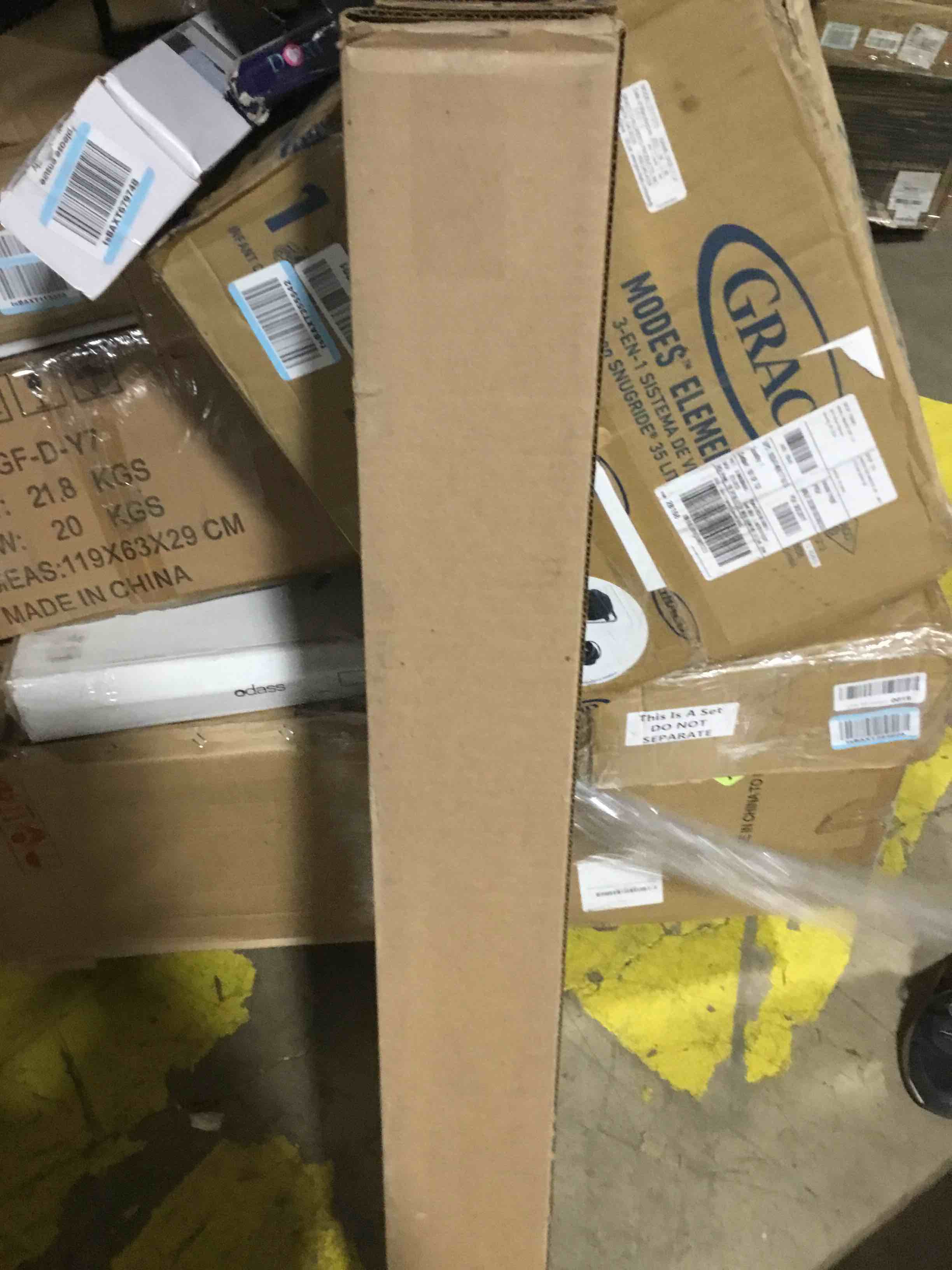 https://s3.amazonaws.com/lotting-images-prod/bidfta/RED6363262_1712680059562.jpeg