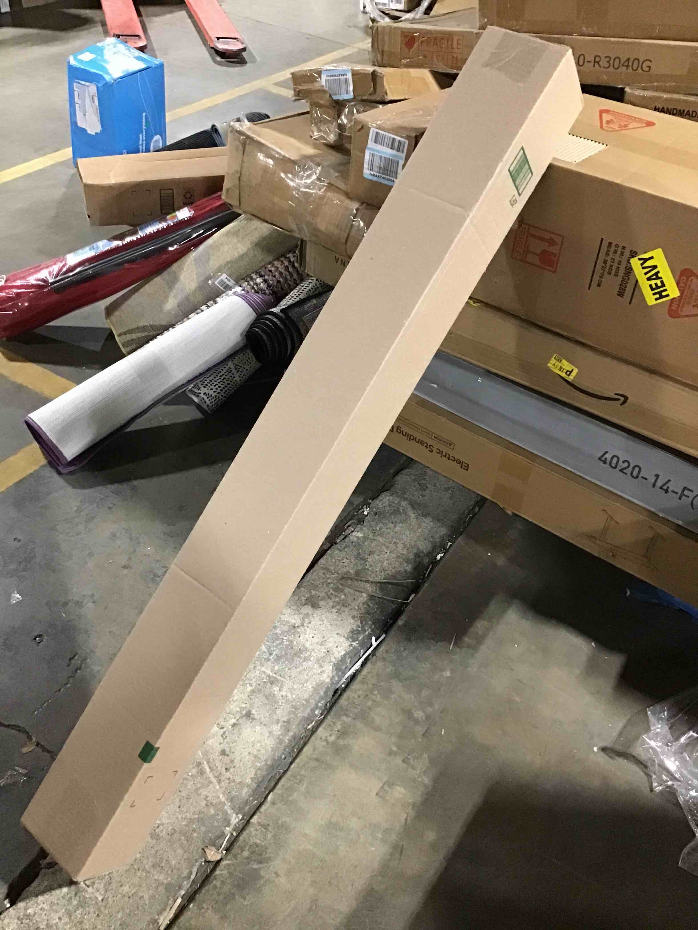 https://s3.amazonaws.com/lotting-images-prod/bidfta/RED6364728_1717710604627.jpeg