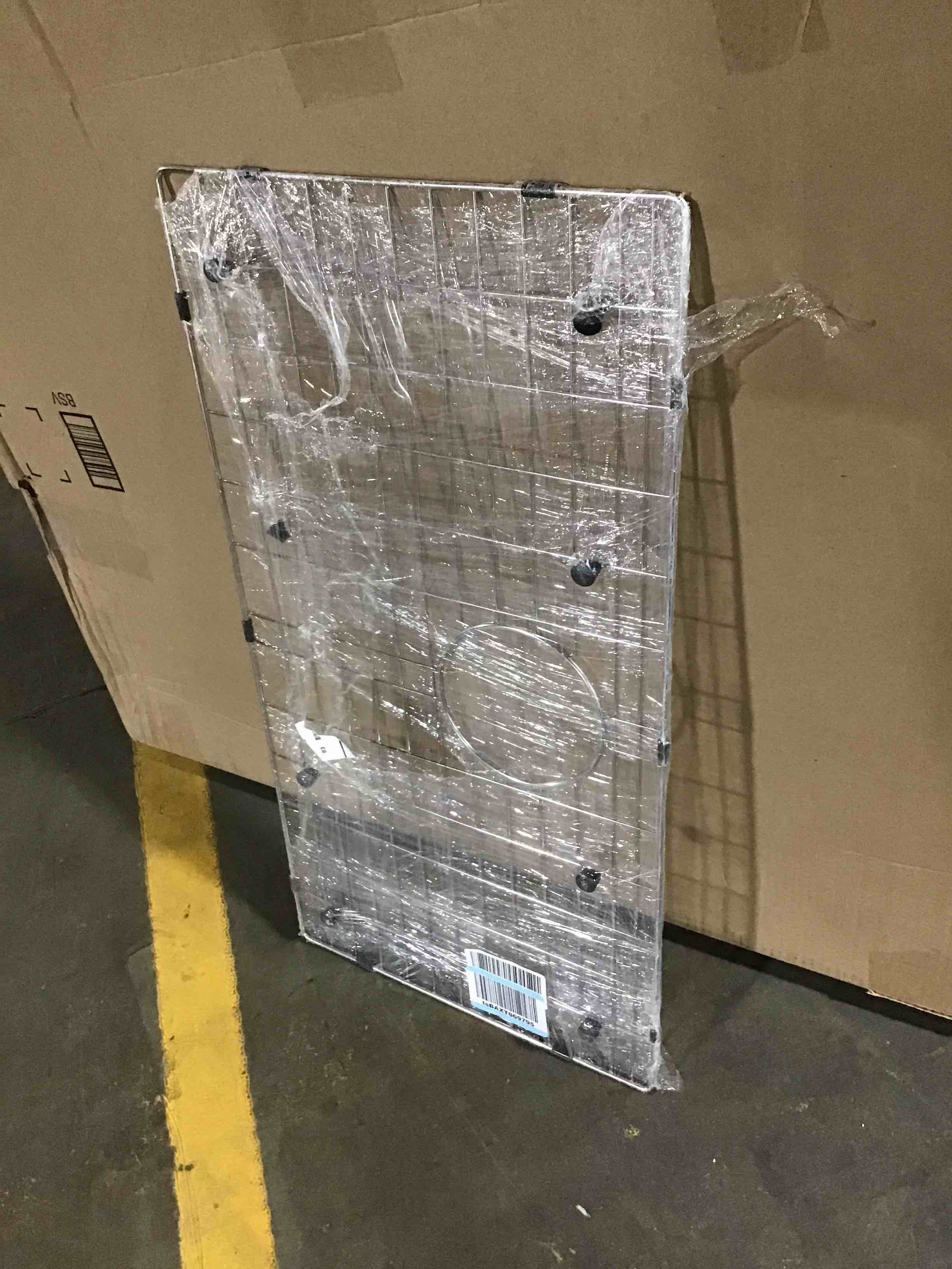 https://s3.amazonaws.com/lotting-images-prod/bidfta/RED6364748_1717765953020.jpeg