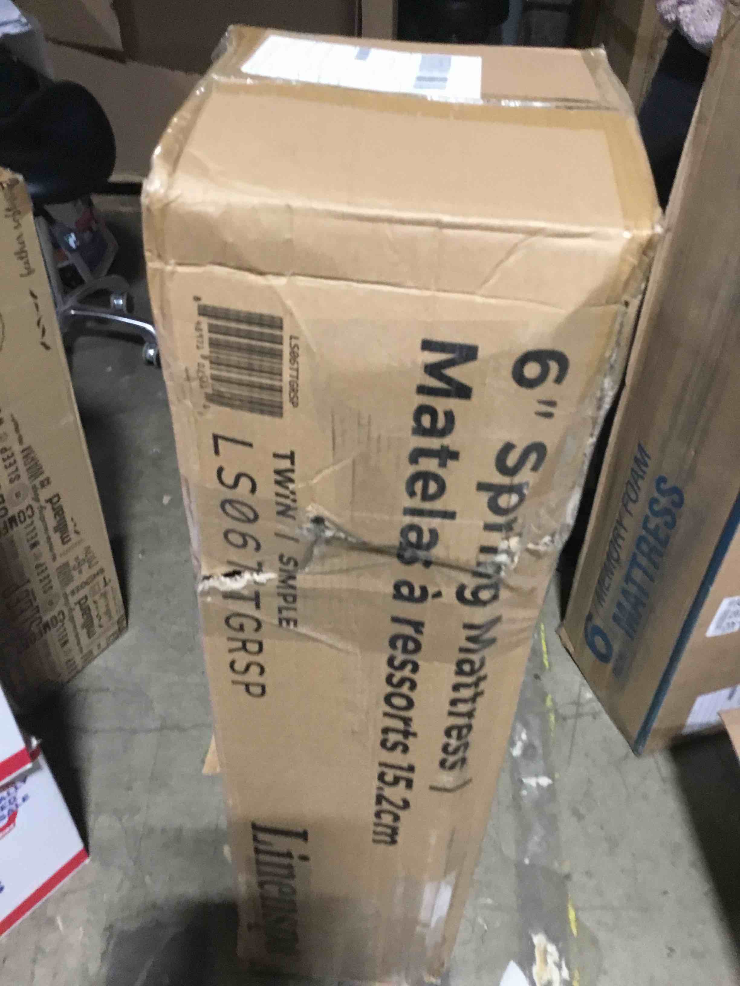 https://s3.amazonaws.com/lotting-images-prod/bidfta/RED6365143_1712947403289.jpeg