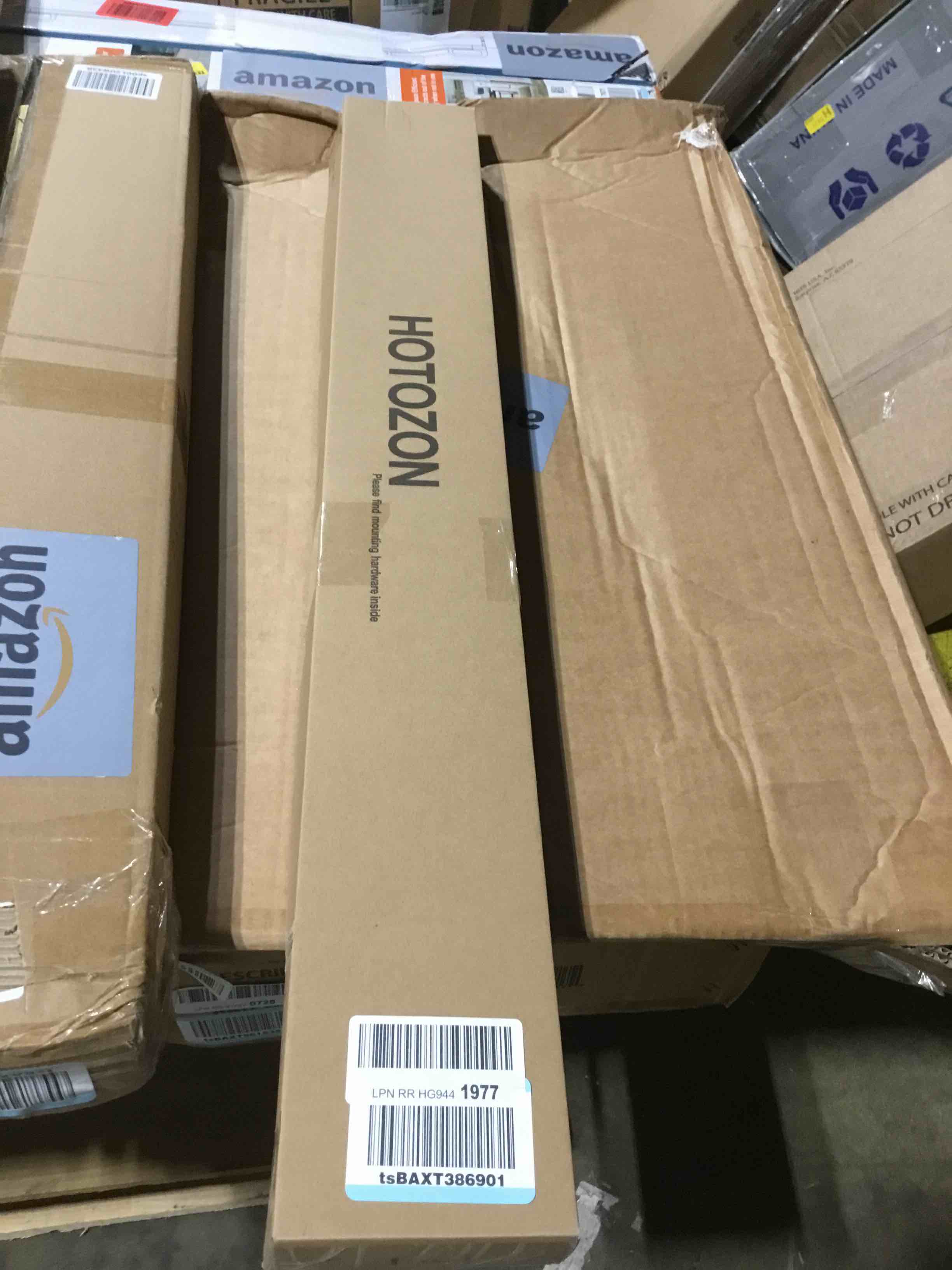 https://s3.amazonaws.com/lotting-images-prod/bidfta/RED6365363_1713365023869.jpeg