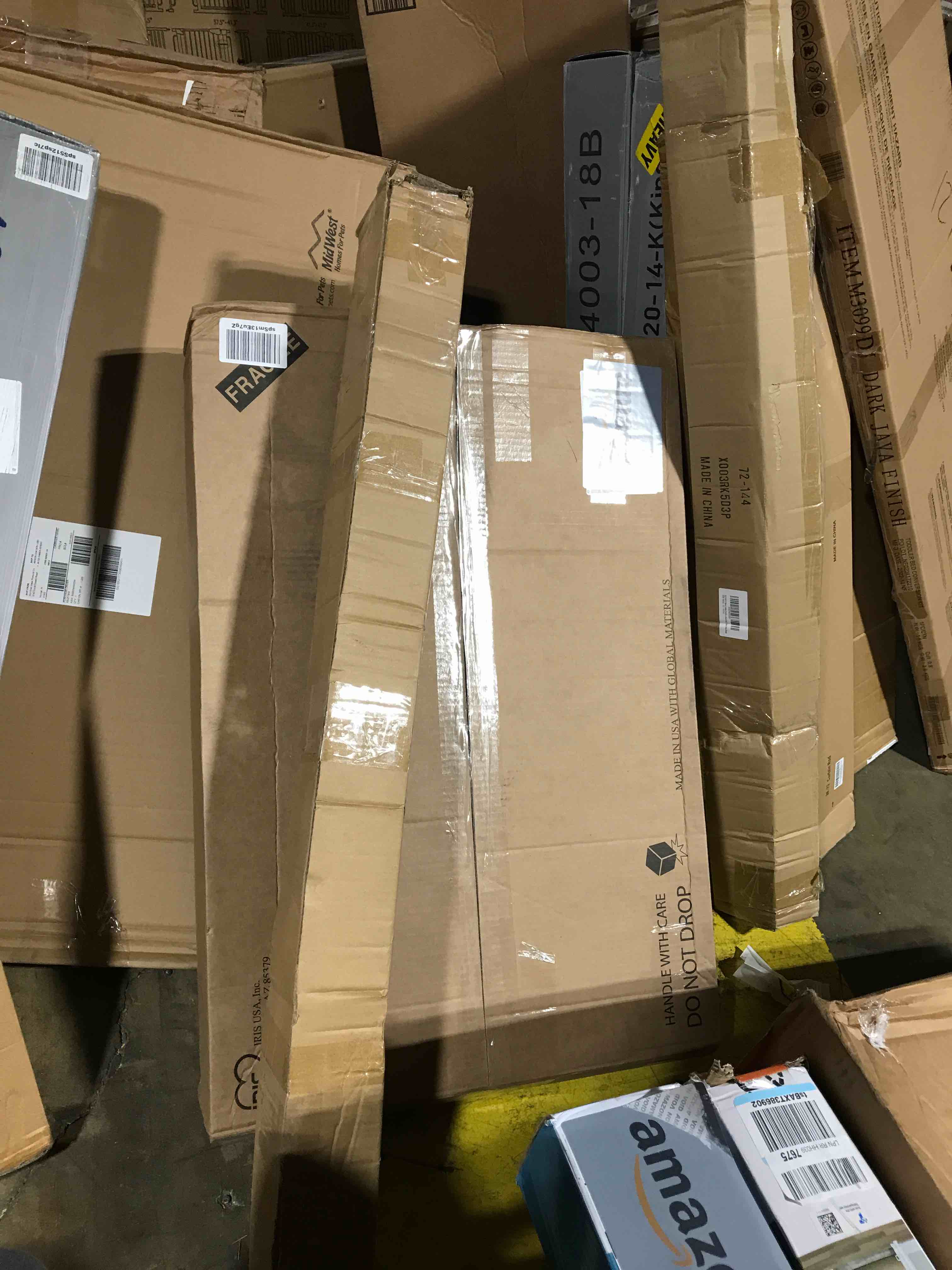 https://s3.amazonaws.com/lotting-images-prod/bidfta/RED6365377_1713365224415.jpeg