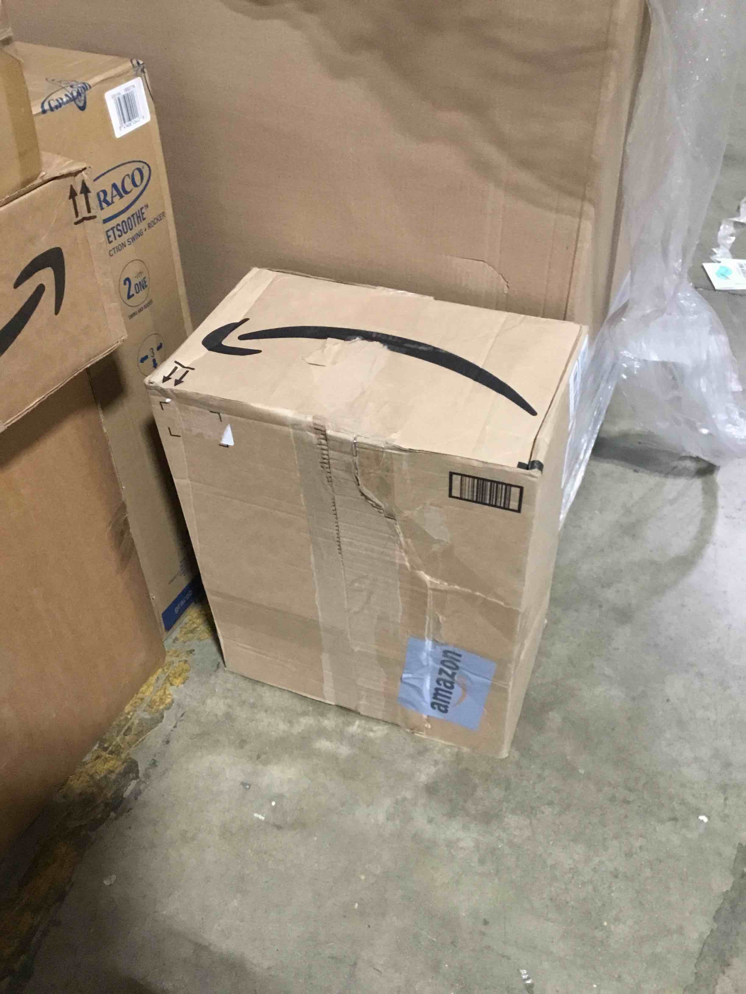 https://s3.amazonaws.com/lotting-images-prod/bidfta/RED6366312_1714402393385.jpeg