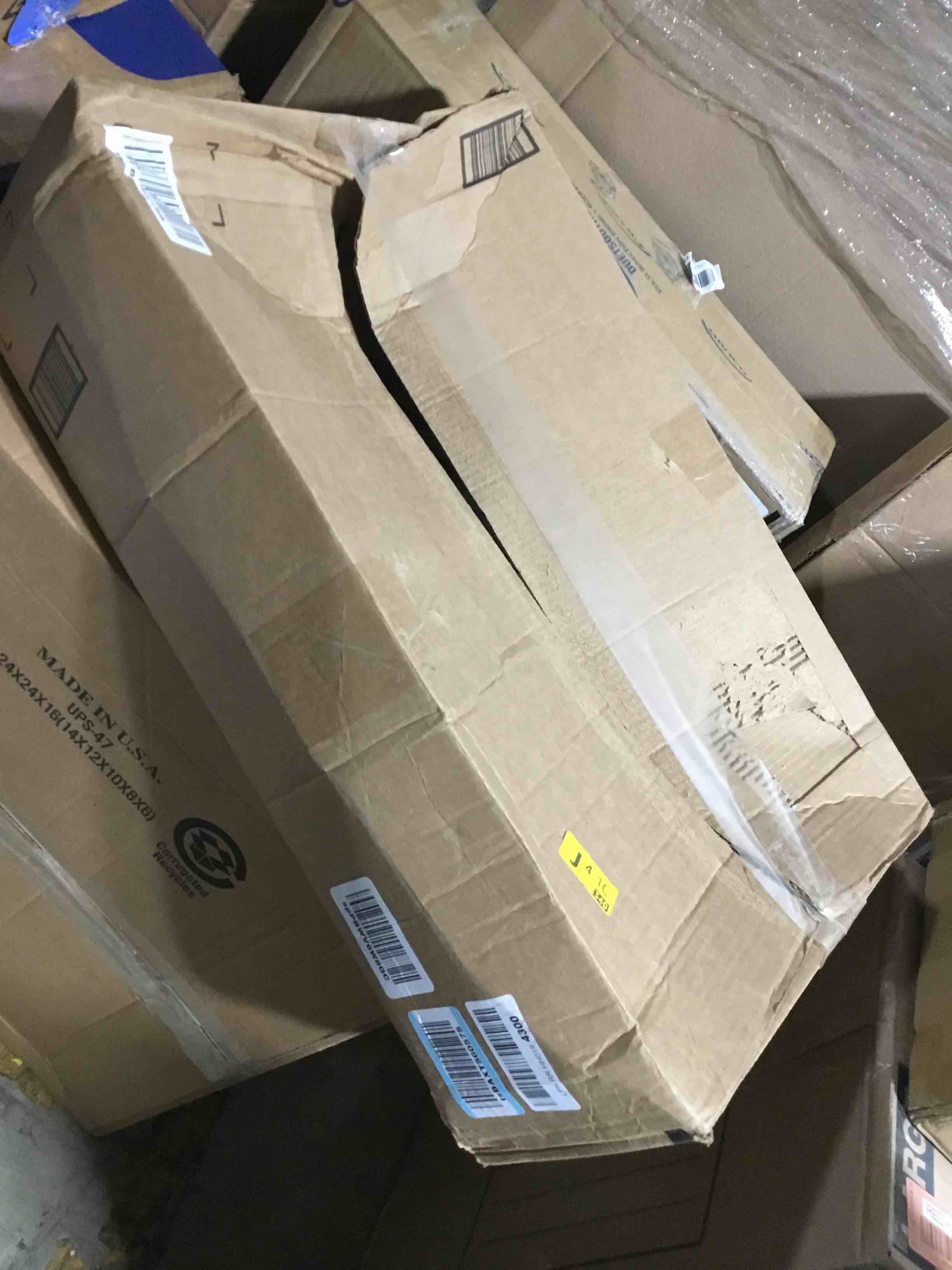 https://s3.amazonaws.com/lotting-images-prod/bidfta/RED6366319_1714403001150.jpeg