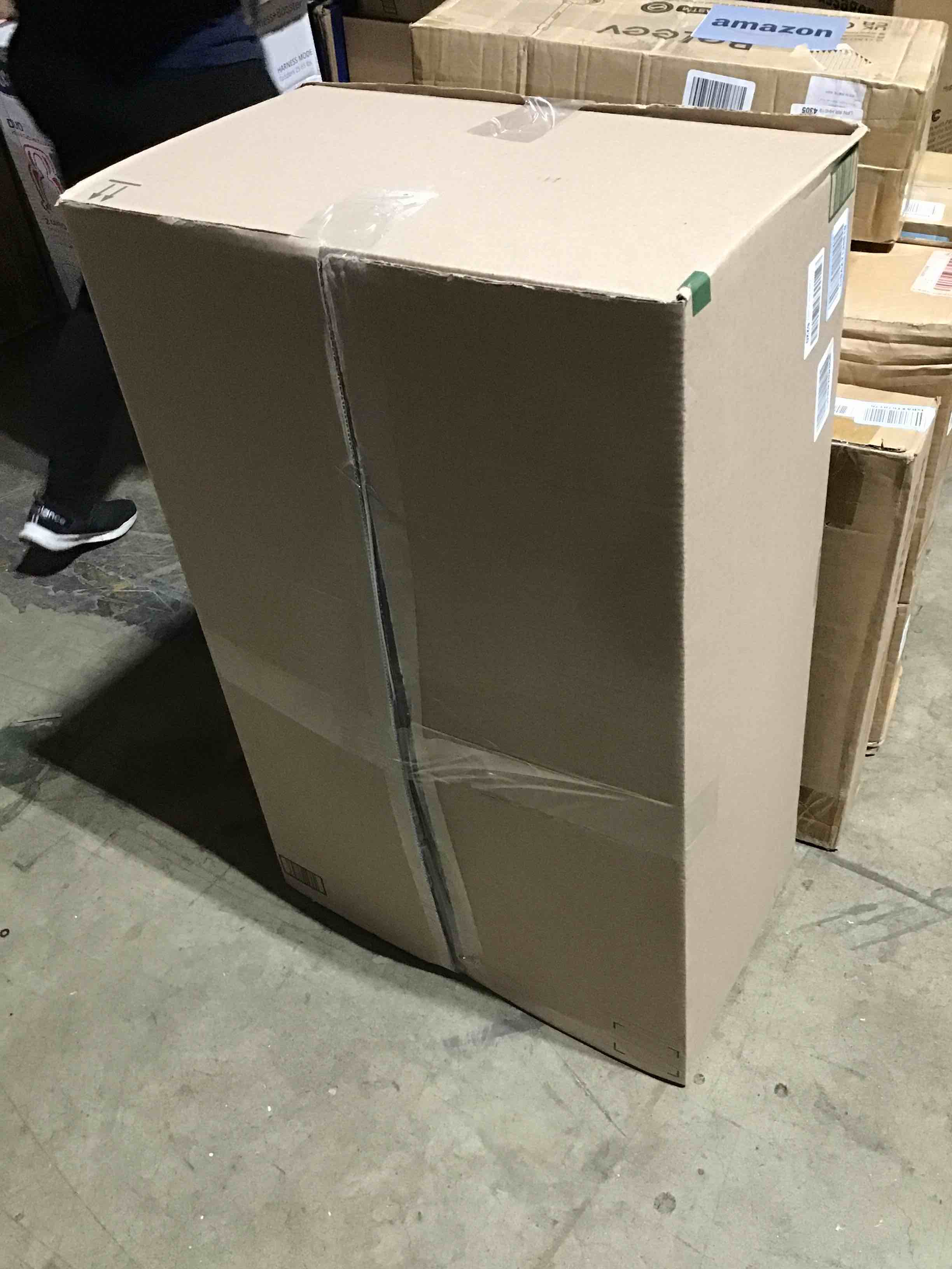 https://s3.amazonaws.com/lotting-images-prod/bidfta/RED6366402_1714402965640.jpeg