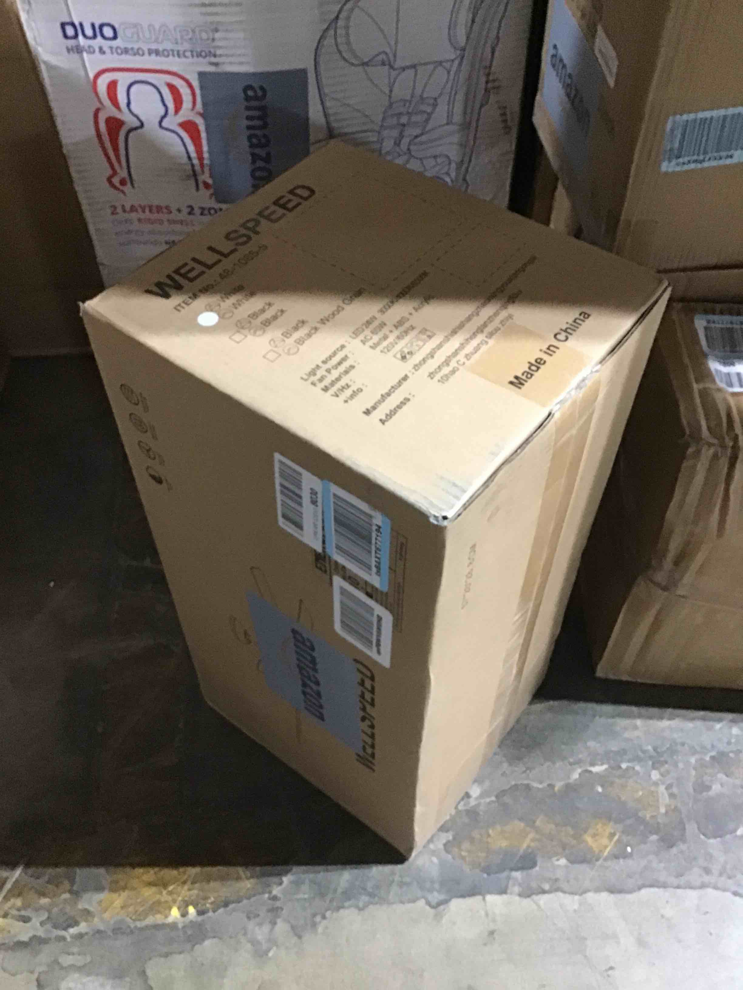 https://s3.amazonaws.com/lotting-images-prod/bidfta/RED6366406_1714402751951.jpeg
