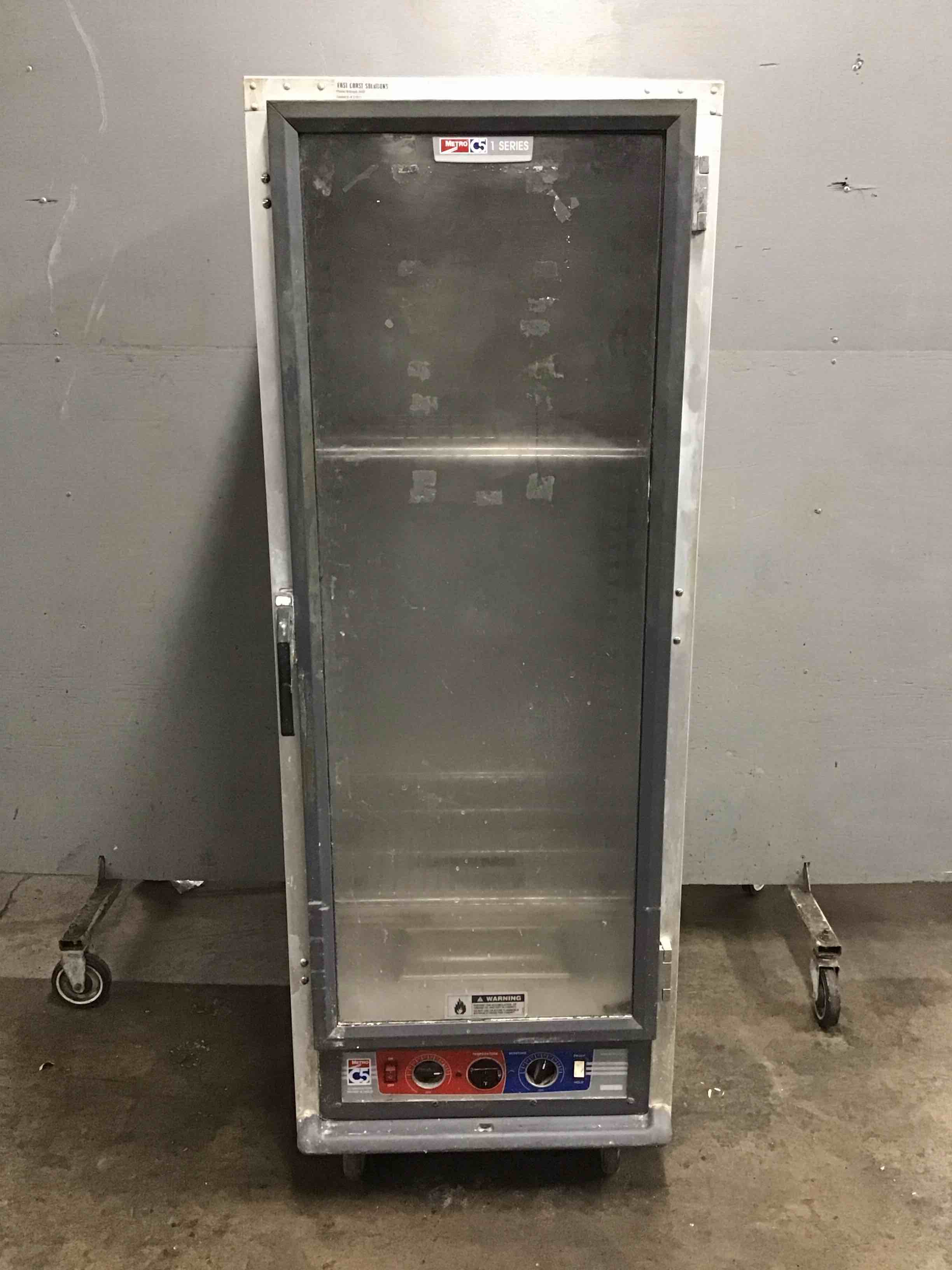 Metro Full Height Non-Insulated Mobile Heated Cabinet With 18 Pan Capacity