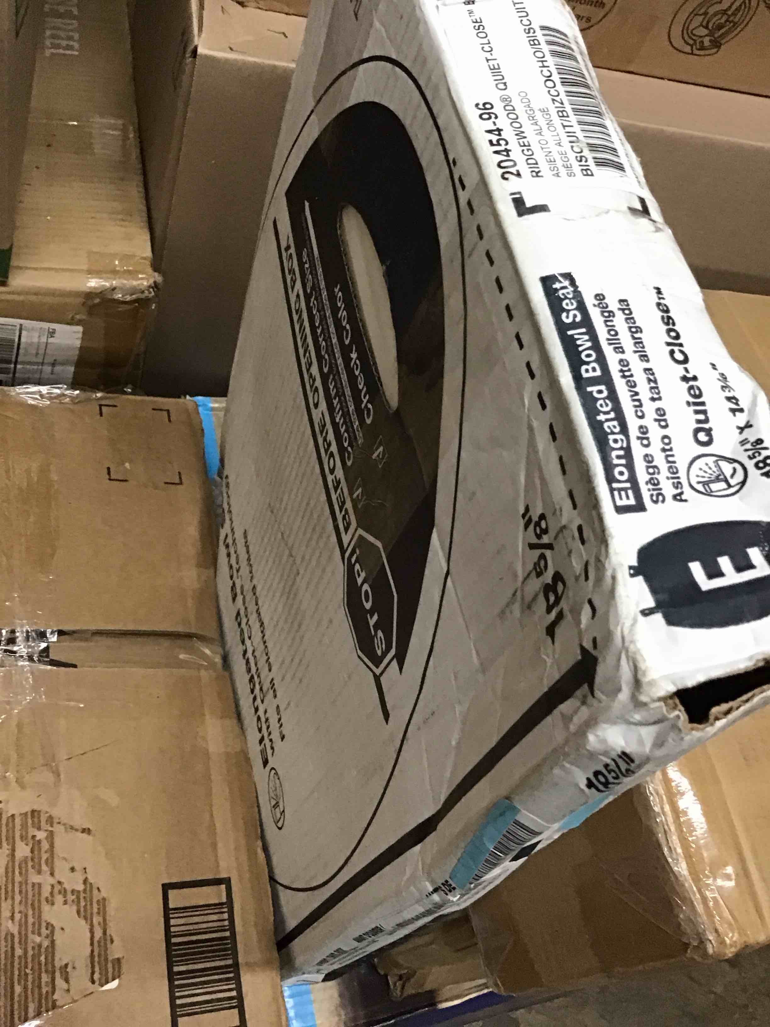 https://s3.amazonaws.com/lotting-images-prod/bidfta/RED6369556_1723640397199.jpeg