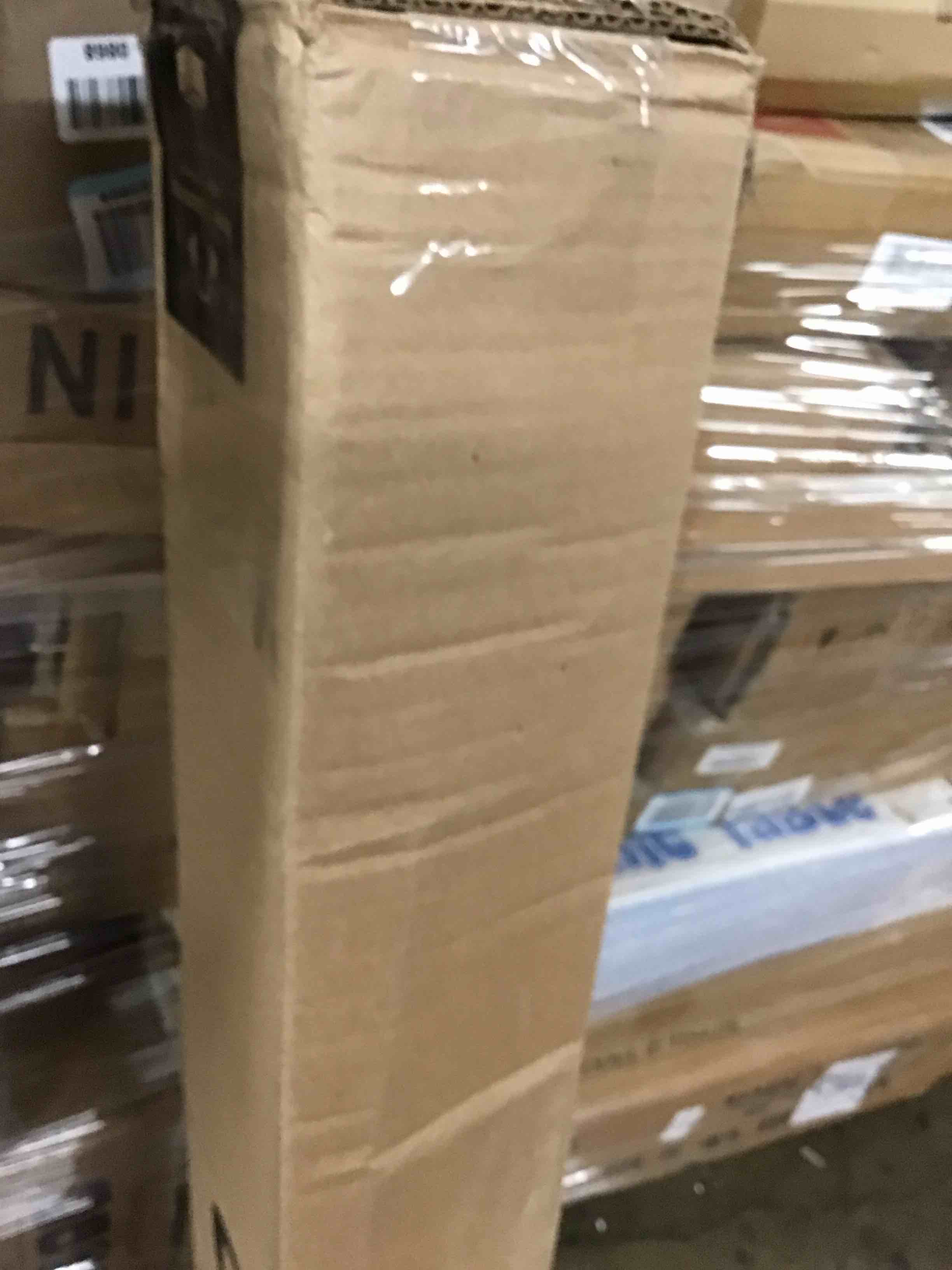 https://s3.amazonaws.com/lotting-images-prod/bidfta/RED6370210_1723901460084.jpeg