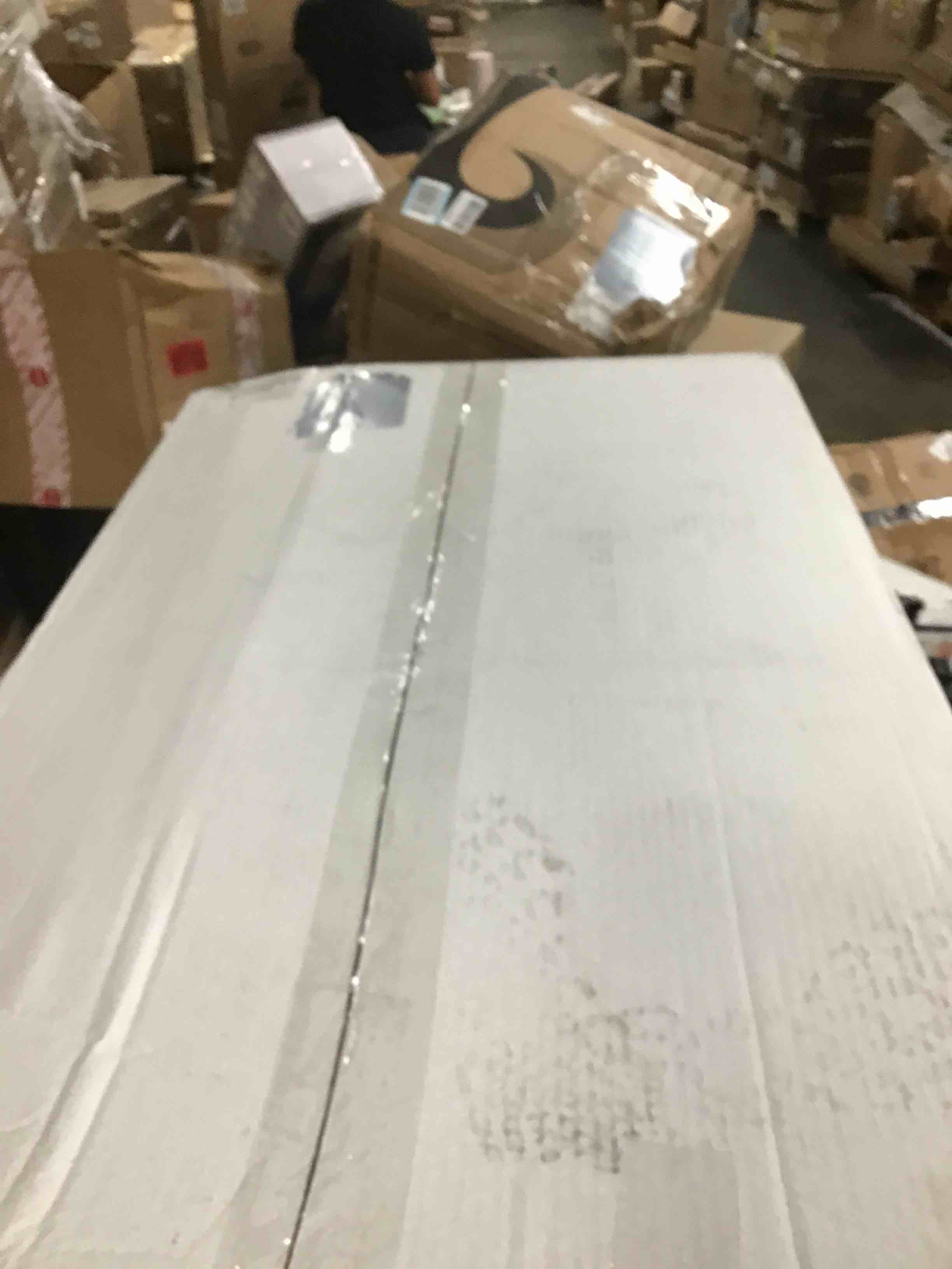 https://s3.amazonaws.com/lotting-images-prod/bidfta/RED6371854_1724355555117.jpeg