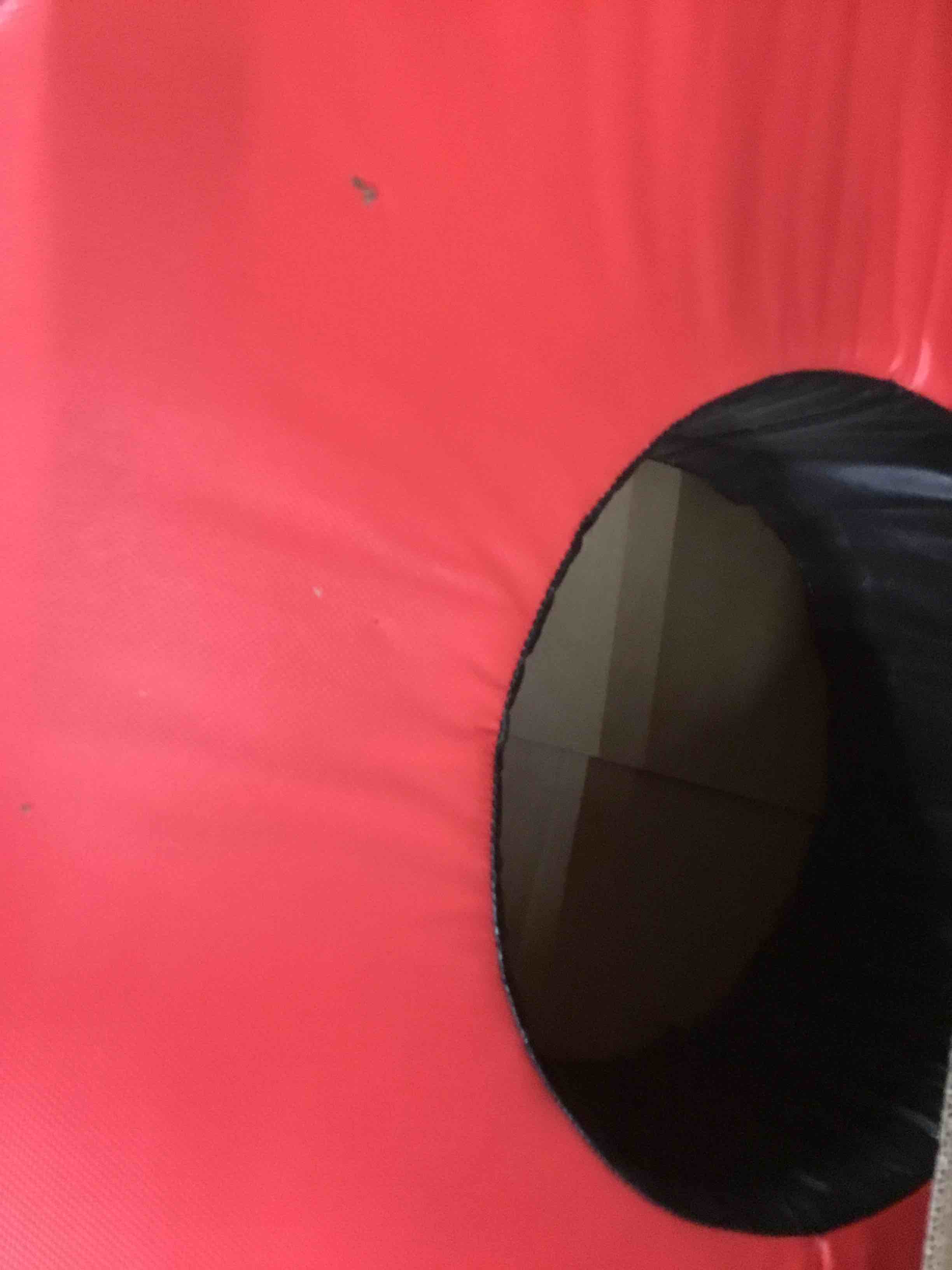 https://s3.amazonaws.com/lotting-images-prod/bidfta/RED6372418_1724686273012.jpeg
