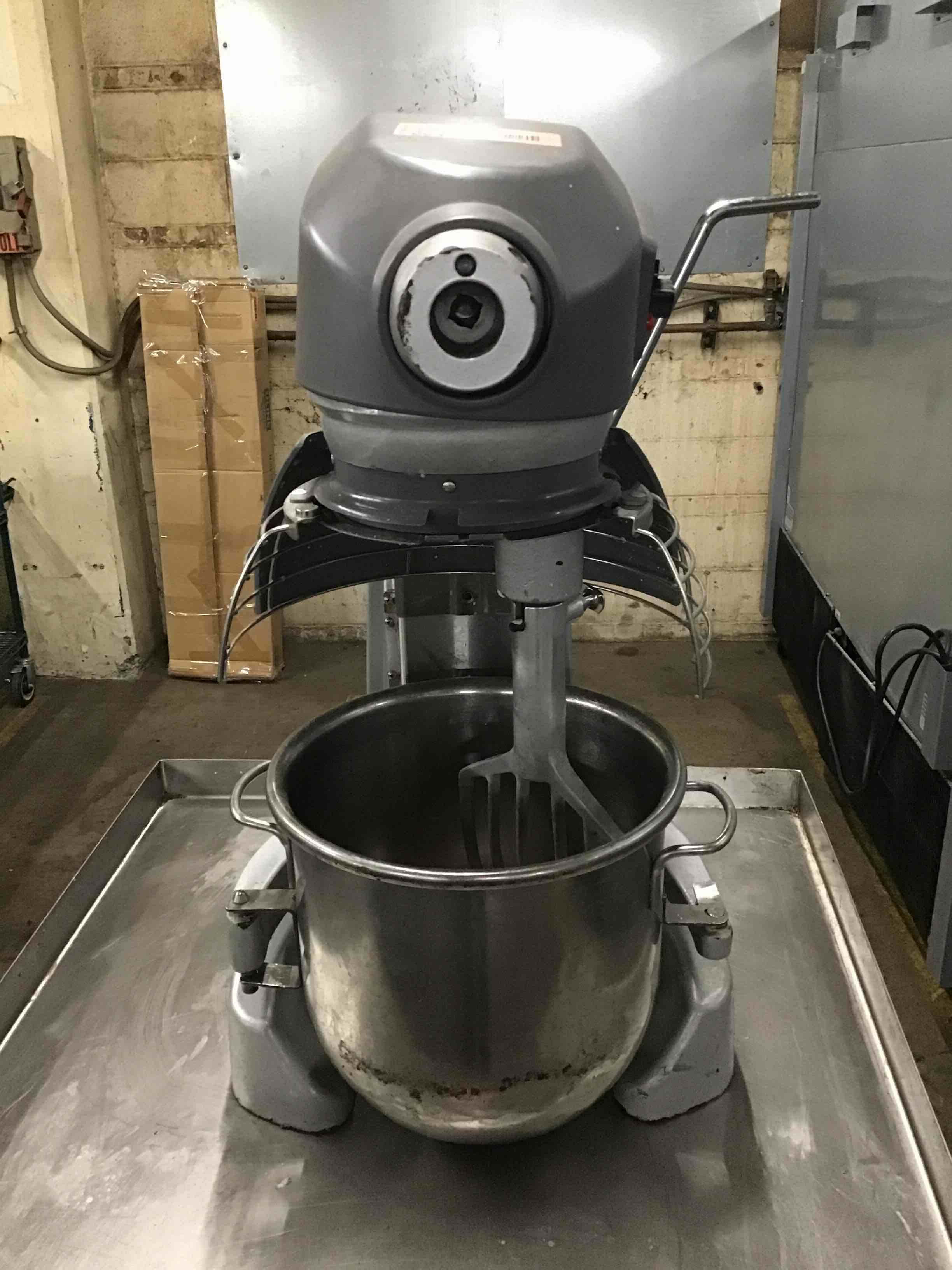 Hobart Legacy 12 Qt. Mixer With Bowl Guard, Bowl And Paddle 
