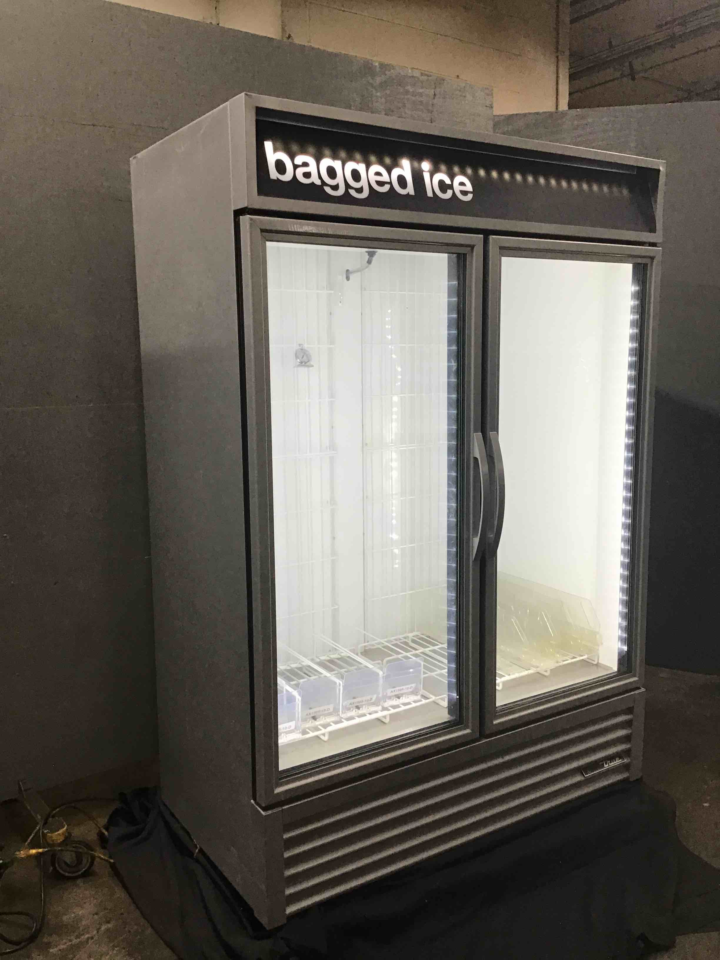 https://s3.amazonaws.com/lotting-images-prod/bidfta/RED6377023_1731089242611.jpeg