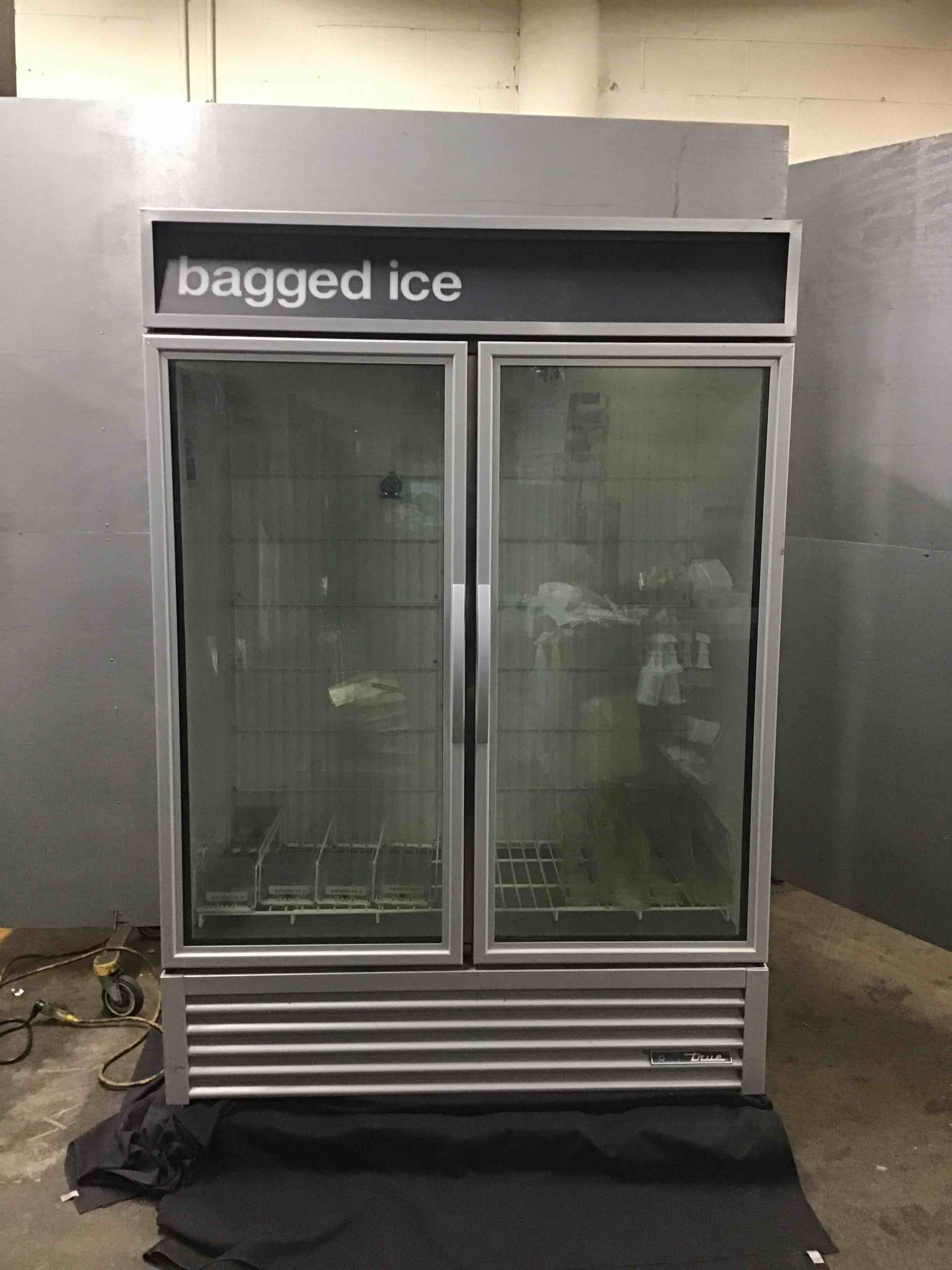 https://s3.amazonaws.com/lotting-images-prod/bidfta/RED6377023_1731090464246.jpeg