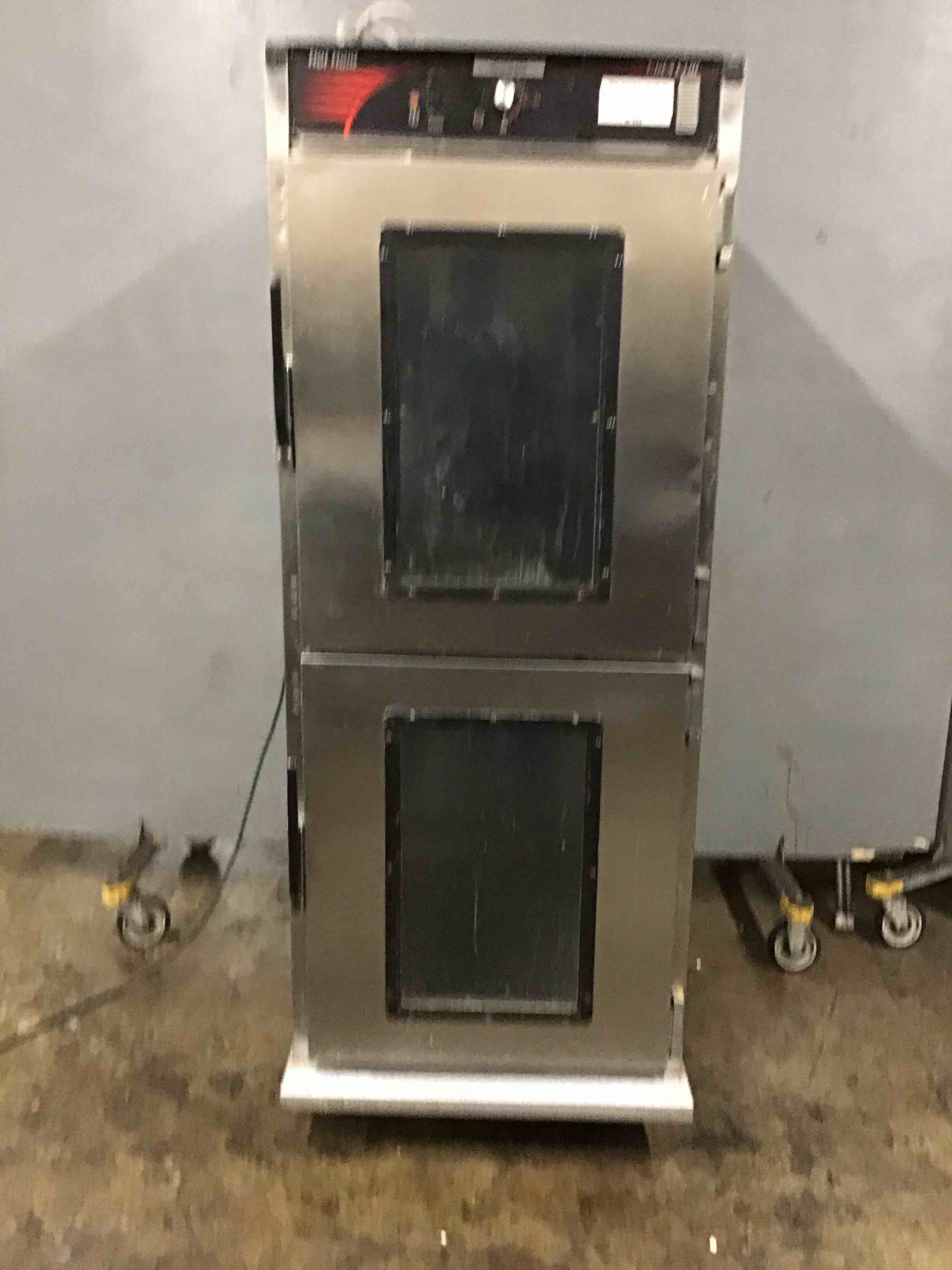 https://s3.amazonaws.com/lotting-images-prod/bidfta/RED6377751_1735050722401.jpeg