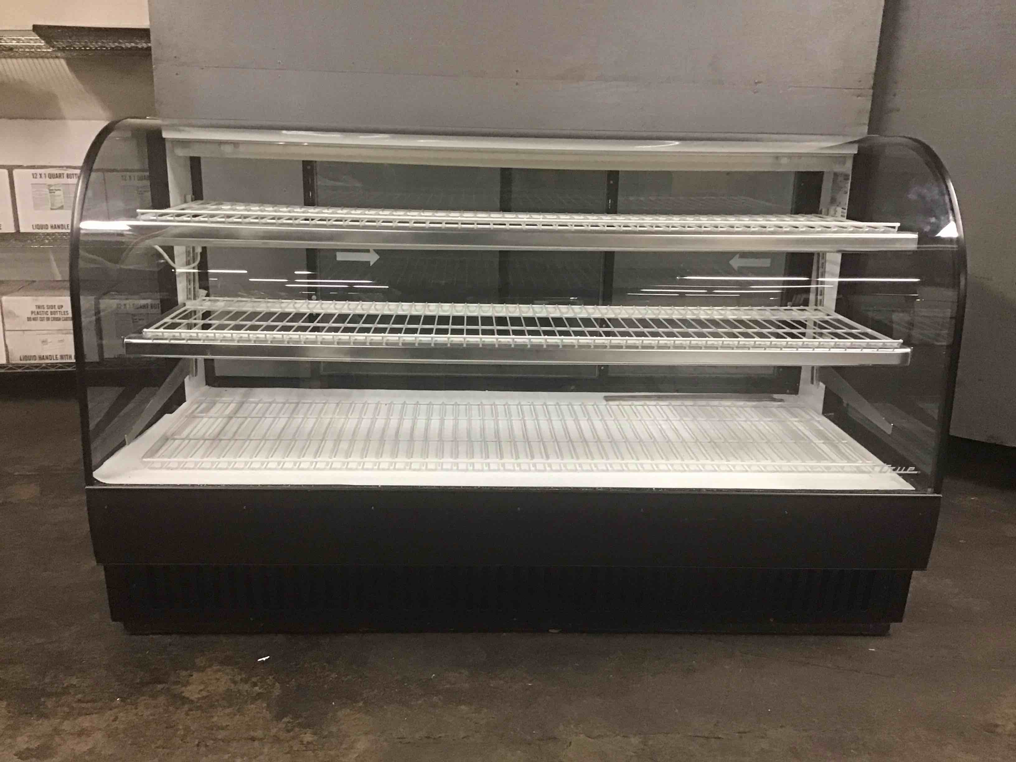 True 77 Inch  Curved Glass Non Refrigerated Dry Bakery Display Case