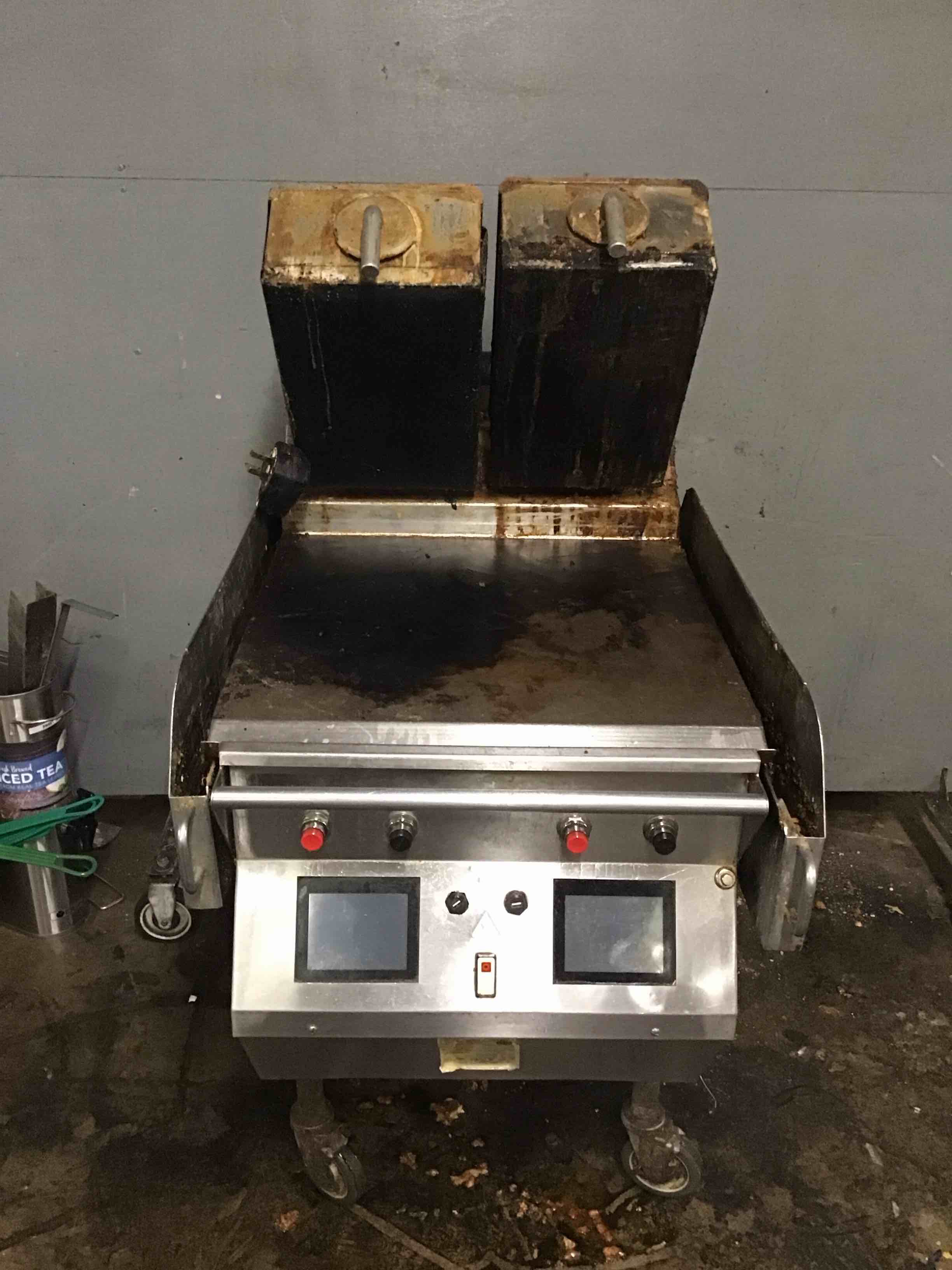 Taylor Crown 24 Inch Stainless Steel Two Plated Flat Grill 