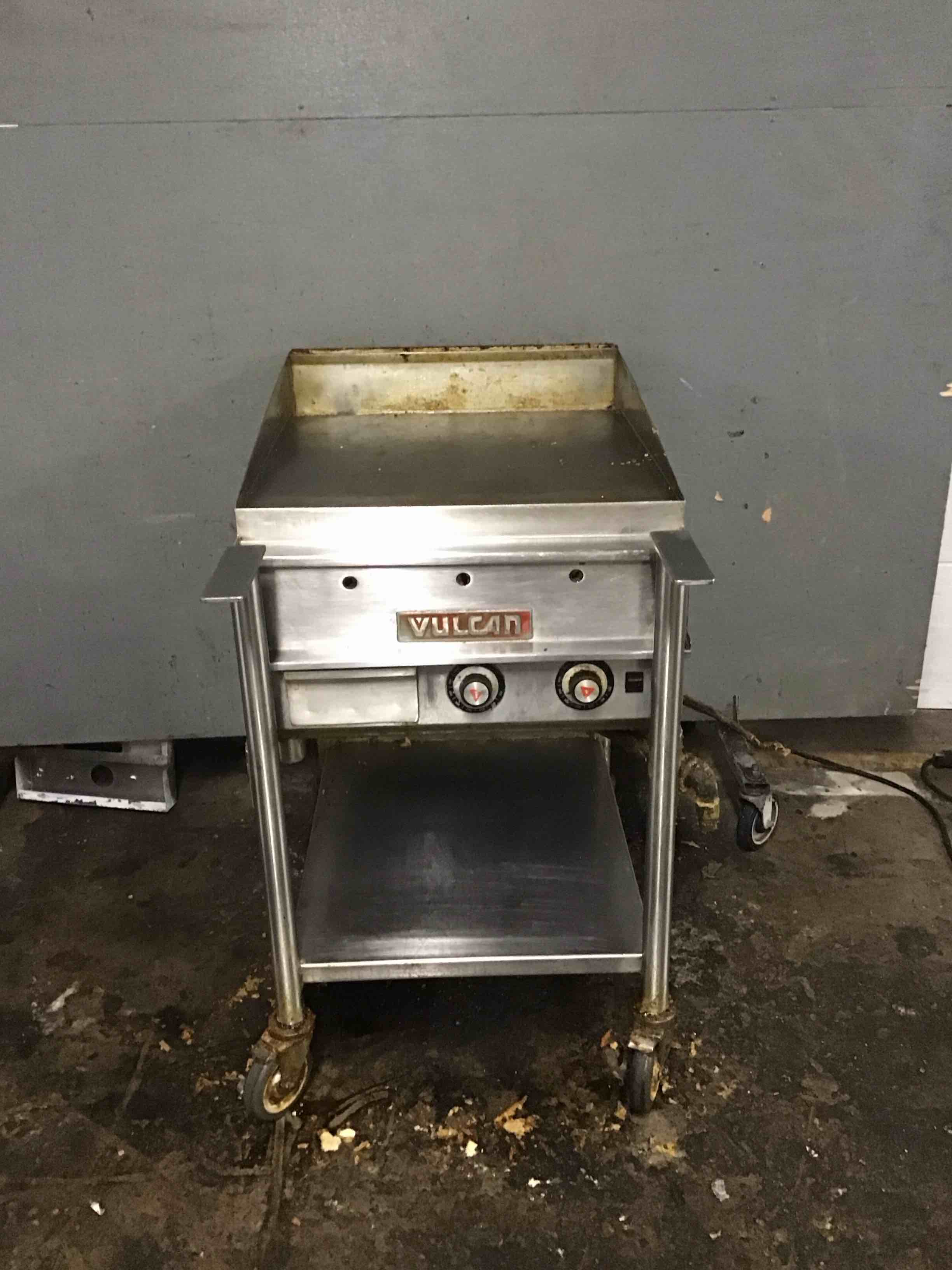 Vulcan 24 Inch Stainless Steel Flat Grill With Equipment Stand On Casters 