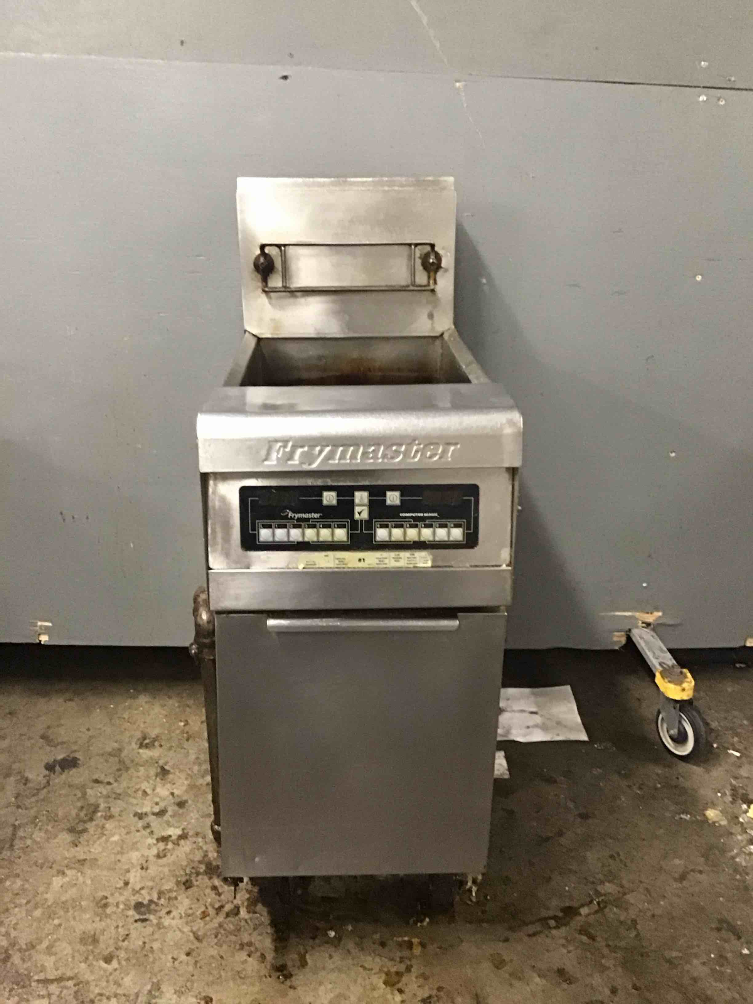 FryMaster 50 Lb Stainless Steel Natural Gas Fryer On Casters 