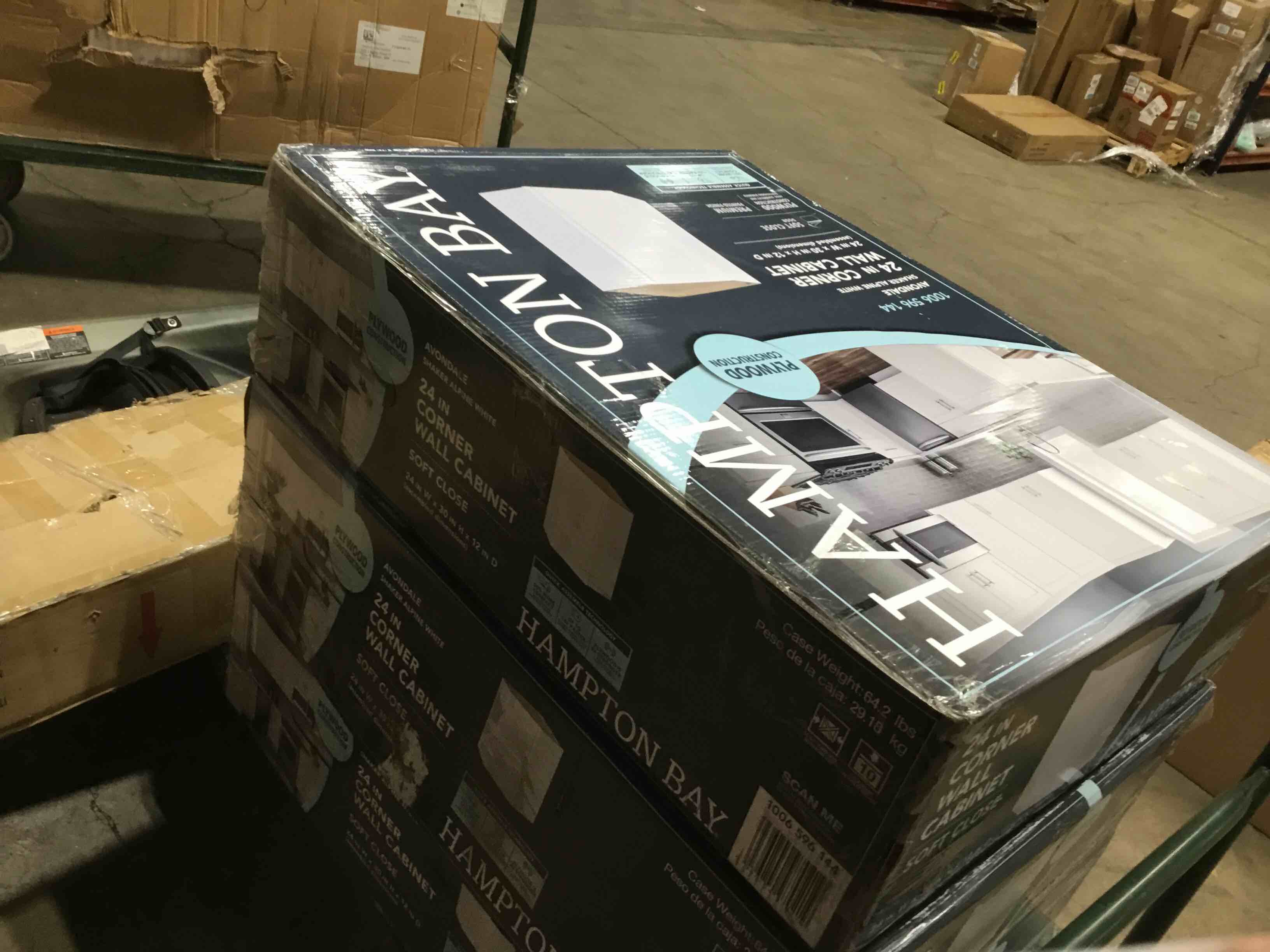 https://s3.amazonaws.com/lotting-images-prod/bidfta/RED6389222_1753889220024.jpeg