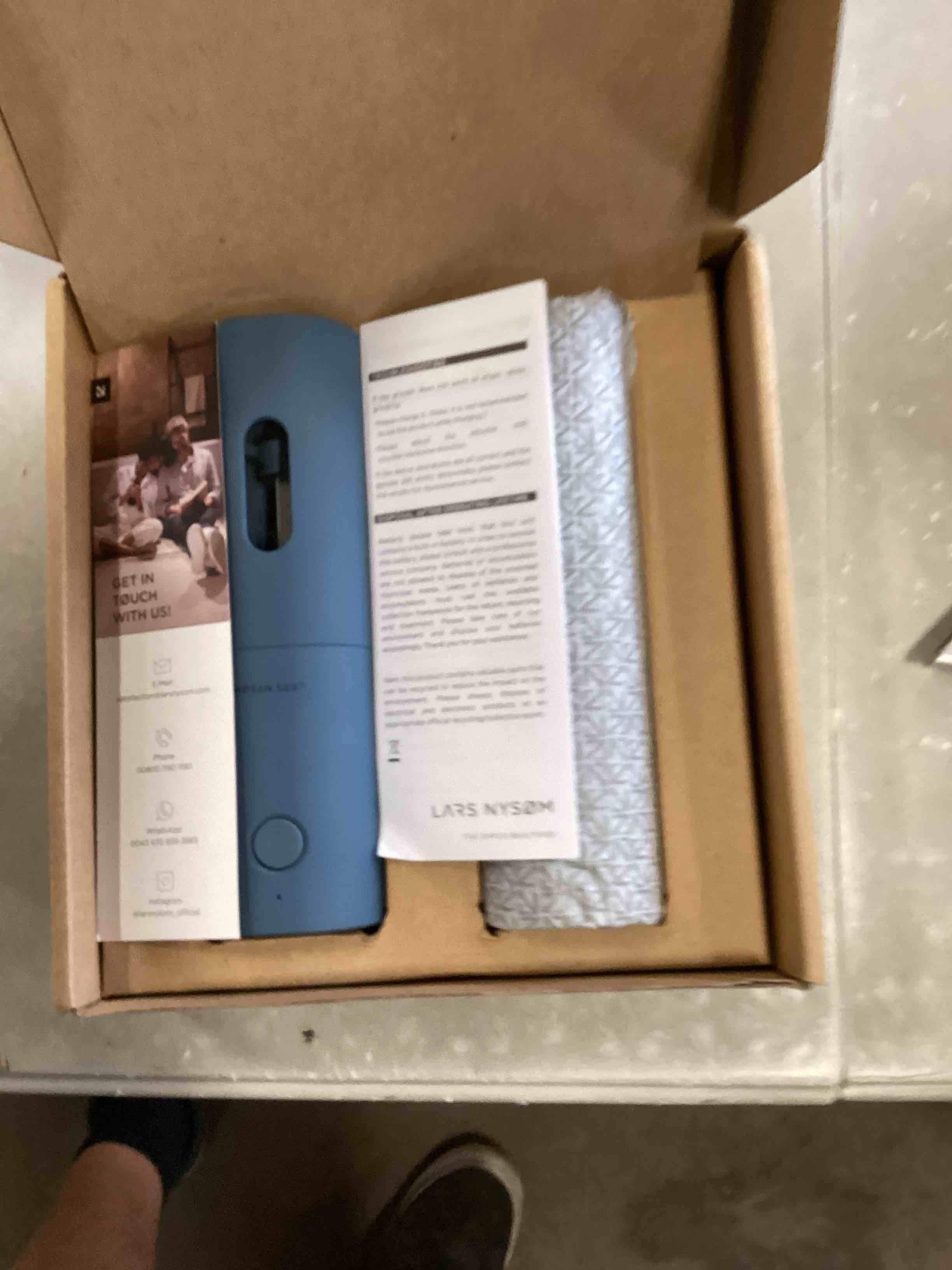 https://s3.amazonaws.com/lotting-images-prod/bidfta/RED6392112_1717695699803.jpeg