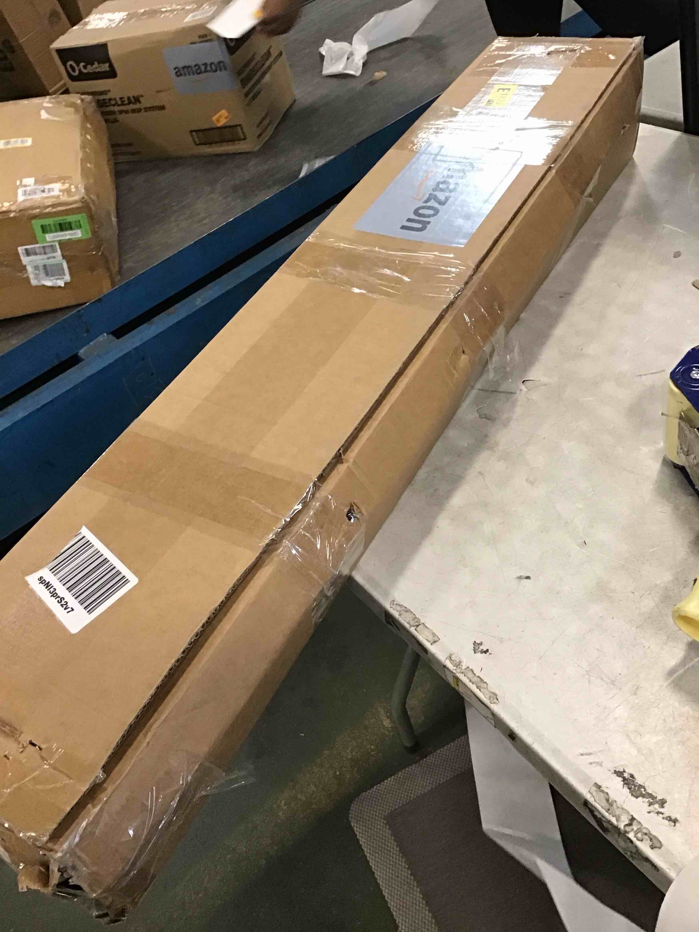 https://s3.amazonaws.com/lotting-images-prod/bidfta/RED6392938_1718209905656.jpeg