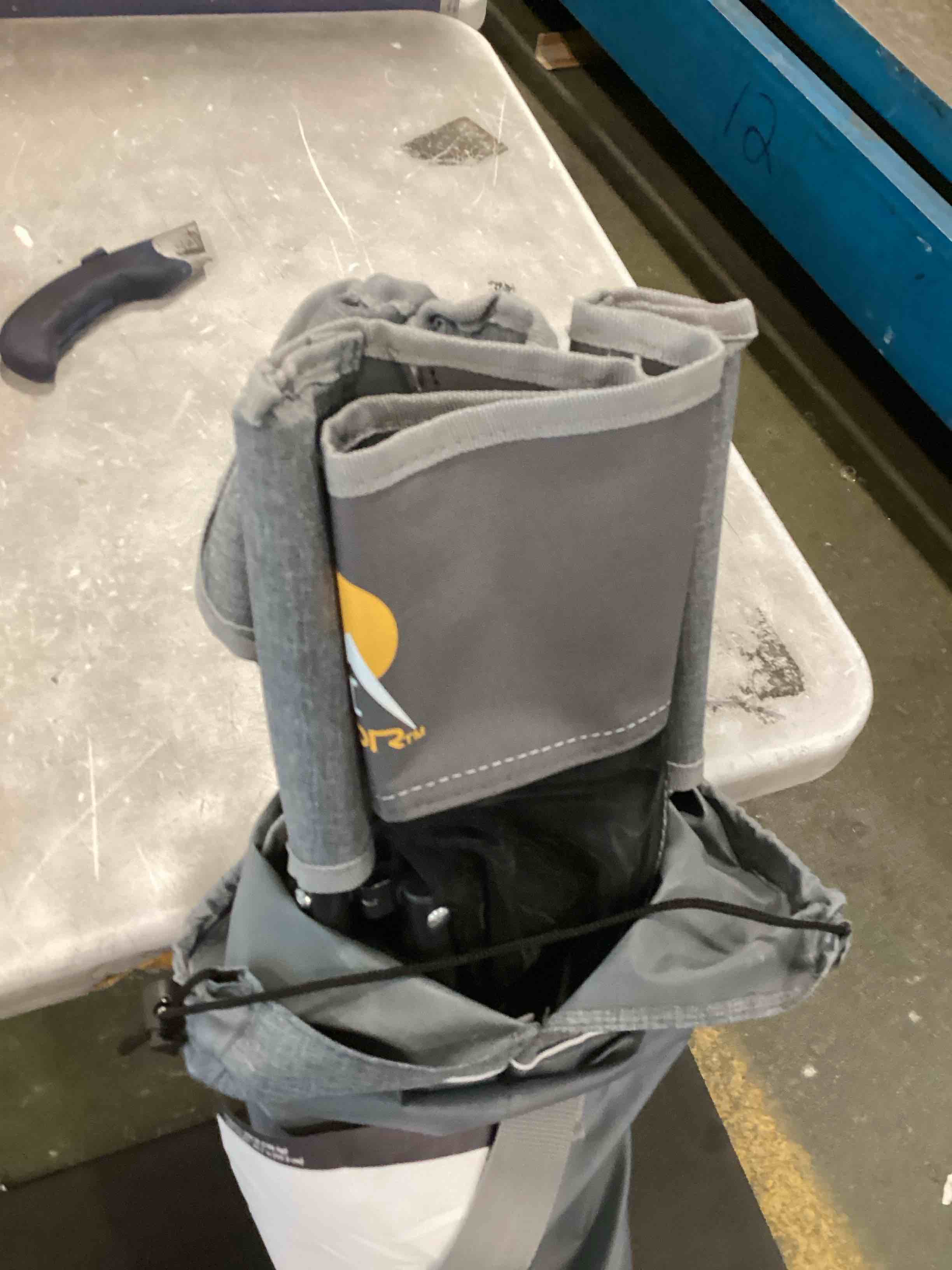 https://s3.amazonaws.com/lotting-images-prod/bidfta/RED6393067_1718277996726.jpeg