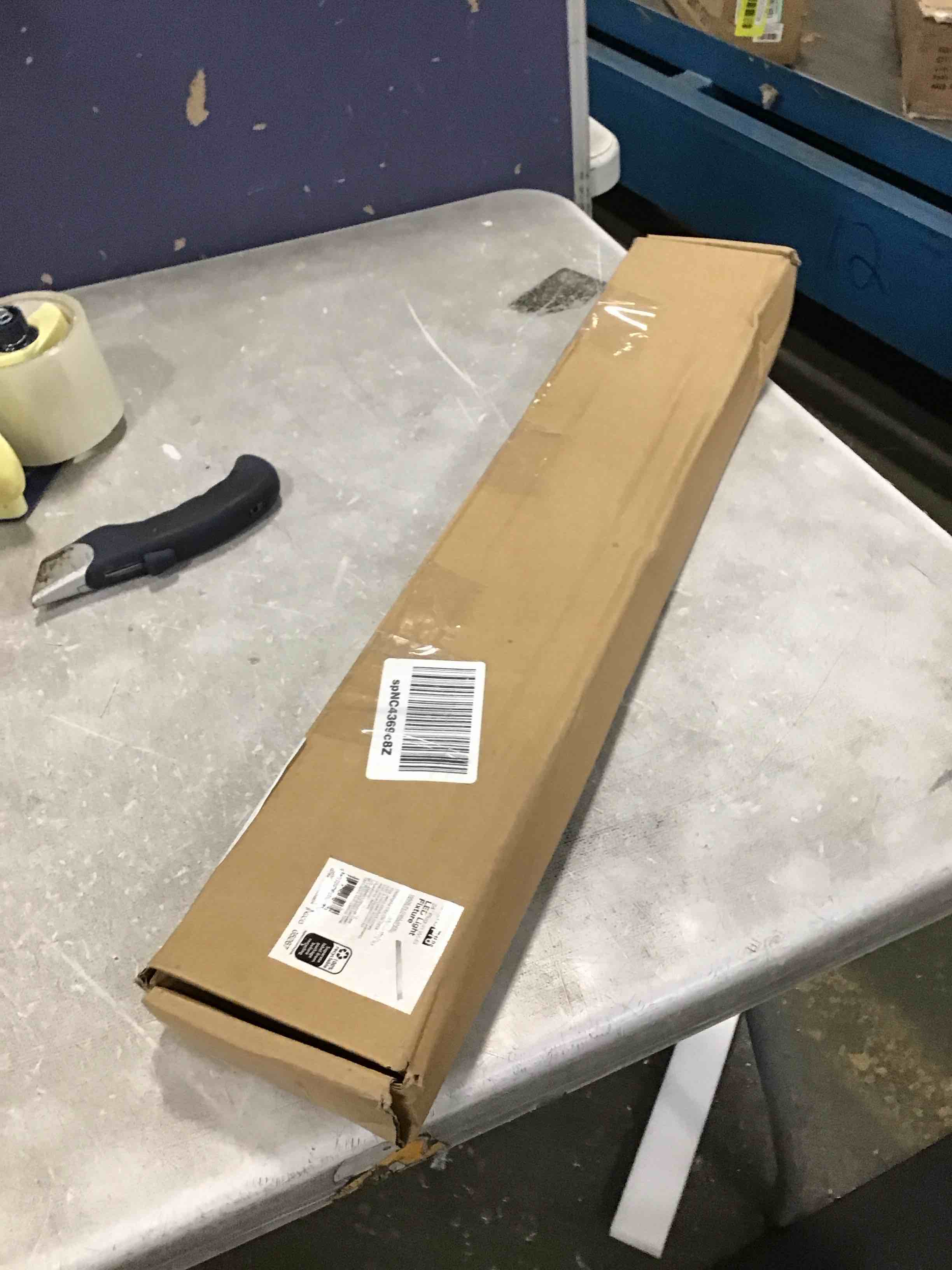 https://s3.amazonaws.com/lotting-images-prod/bidfta/RED6393267_1718295754233.jpeg