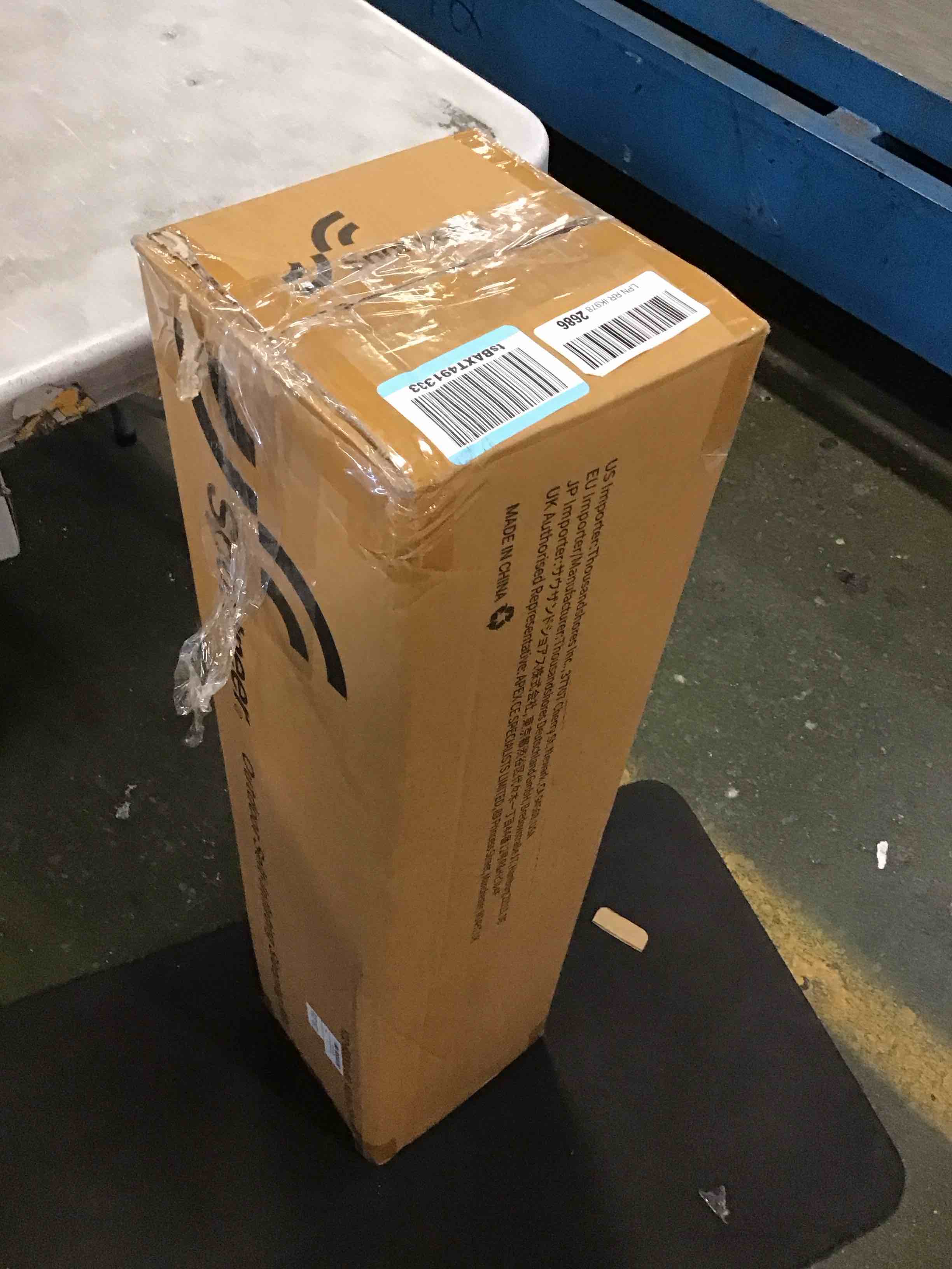https://s3.amazonaws.com/lotting-images-prod/bidfta/RED6393343_1718304246465.jpeg