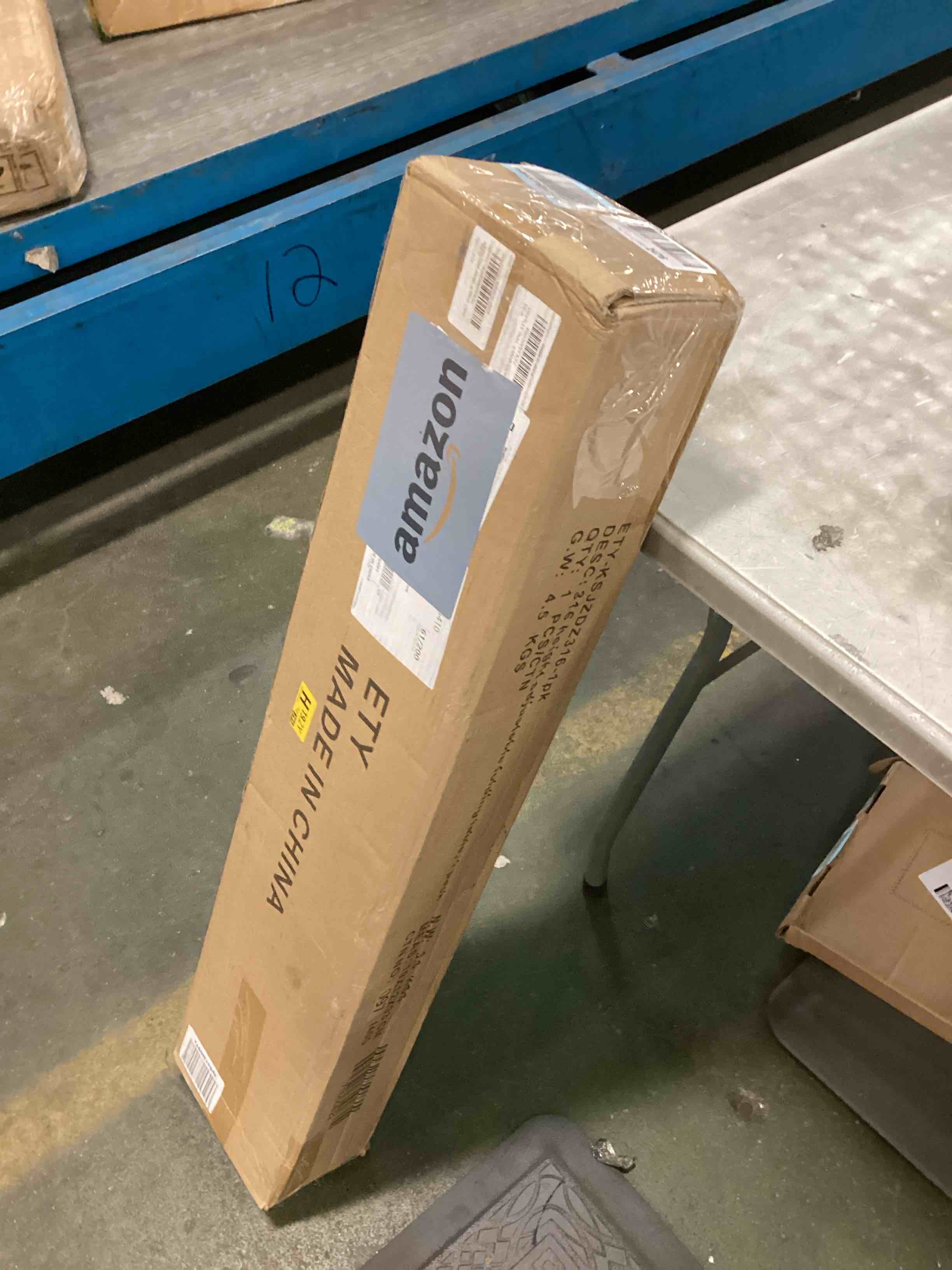 https://s3.amazonaws.com/lotting-images-prod/bidfta/RED6393394_1718363549713.jpeg