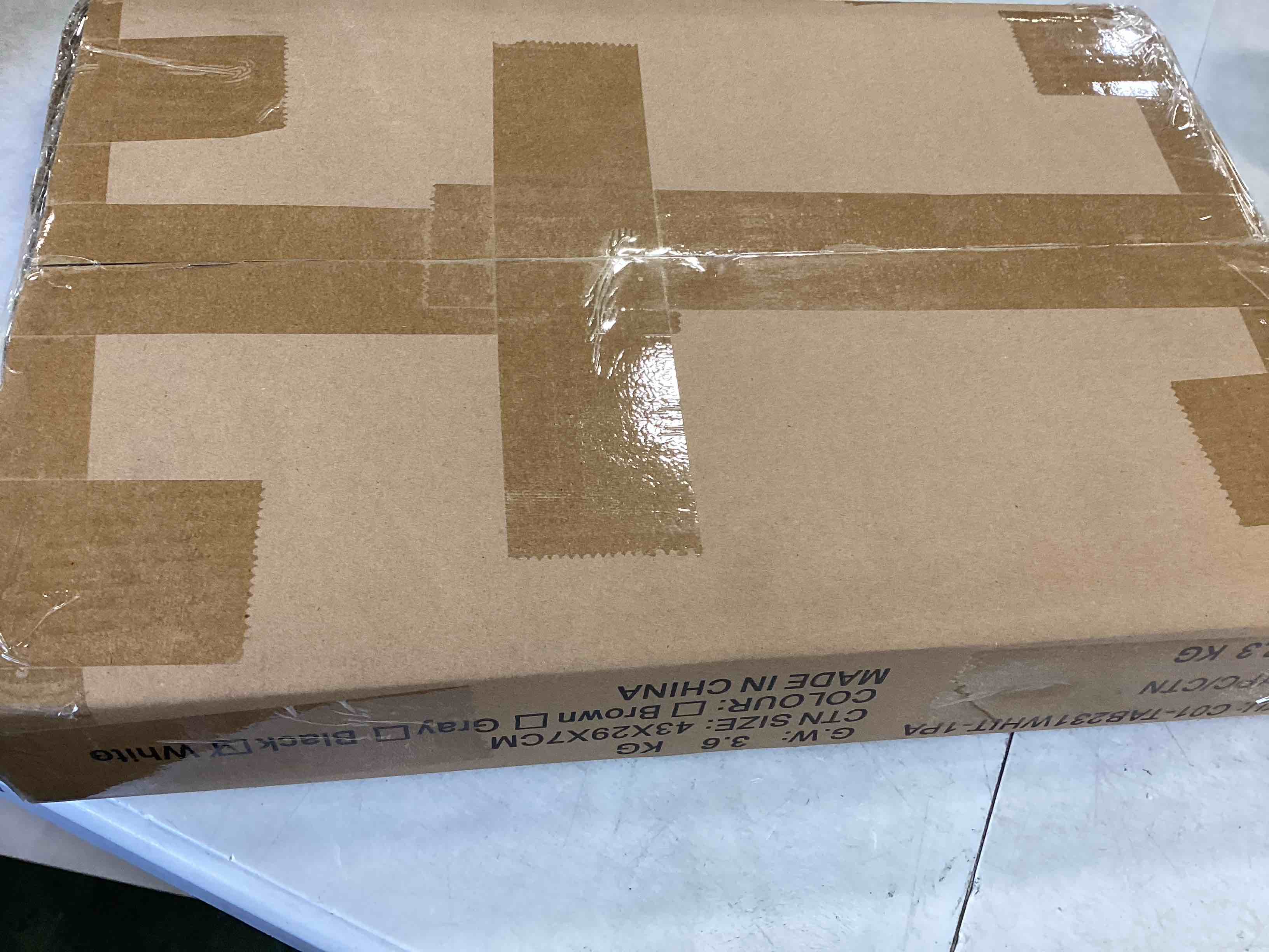 https://s3.amazonaws.com/lotting-images-prod/bidfta/RED6393502_1717594882154.jpeg