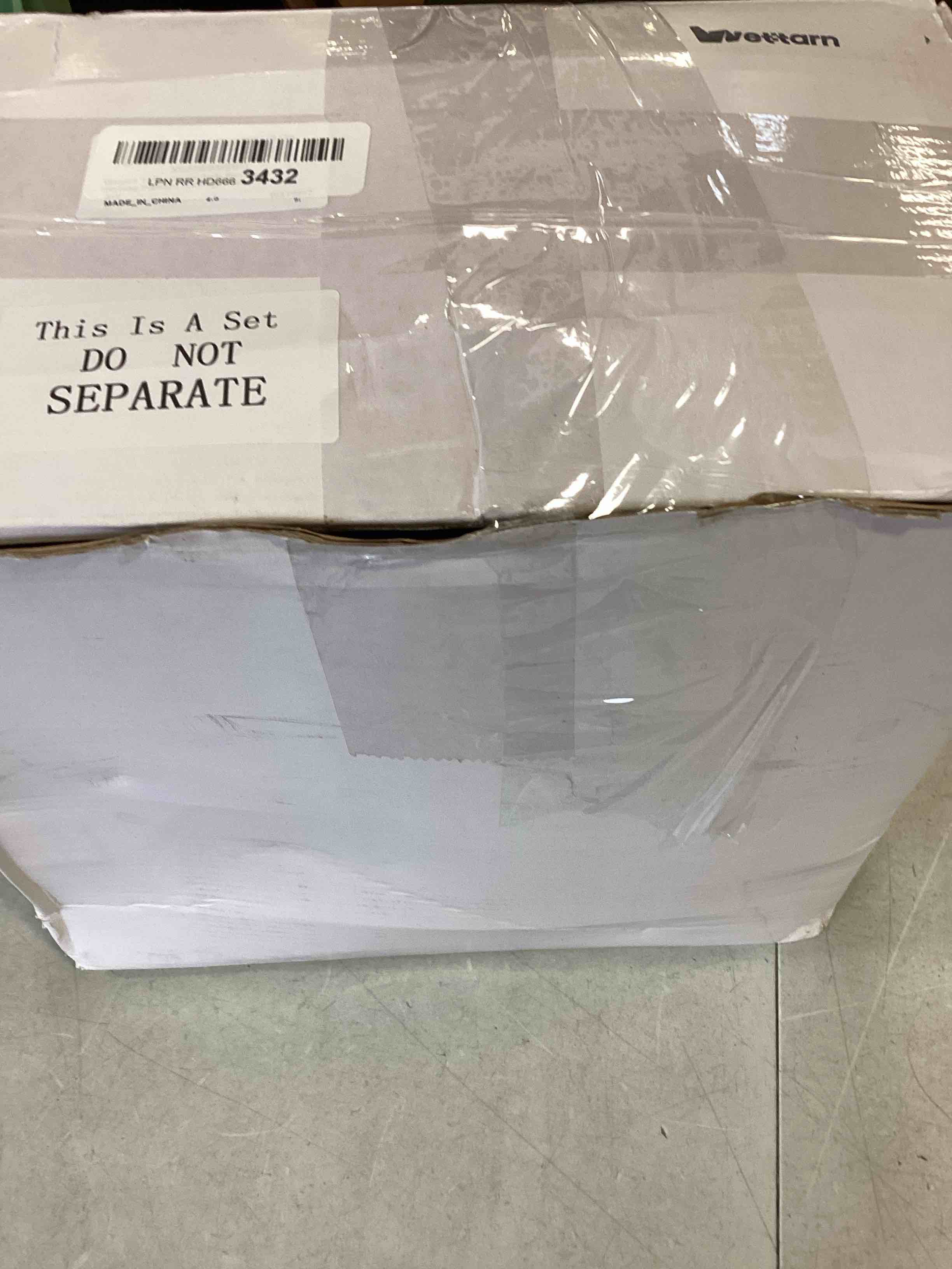 https://s3.amazonaws.com/lotting-images-prod/bidfta/RED6393660_1717616792421.jpeg