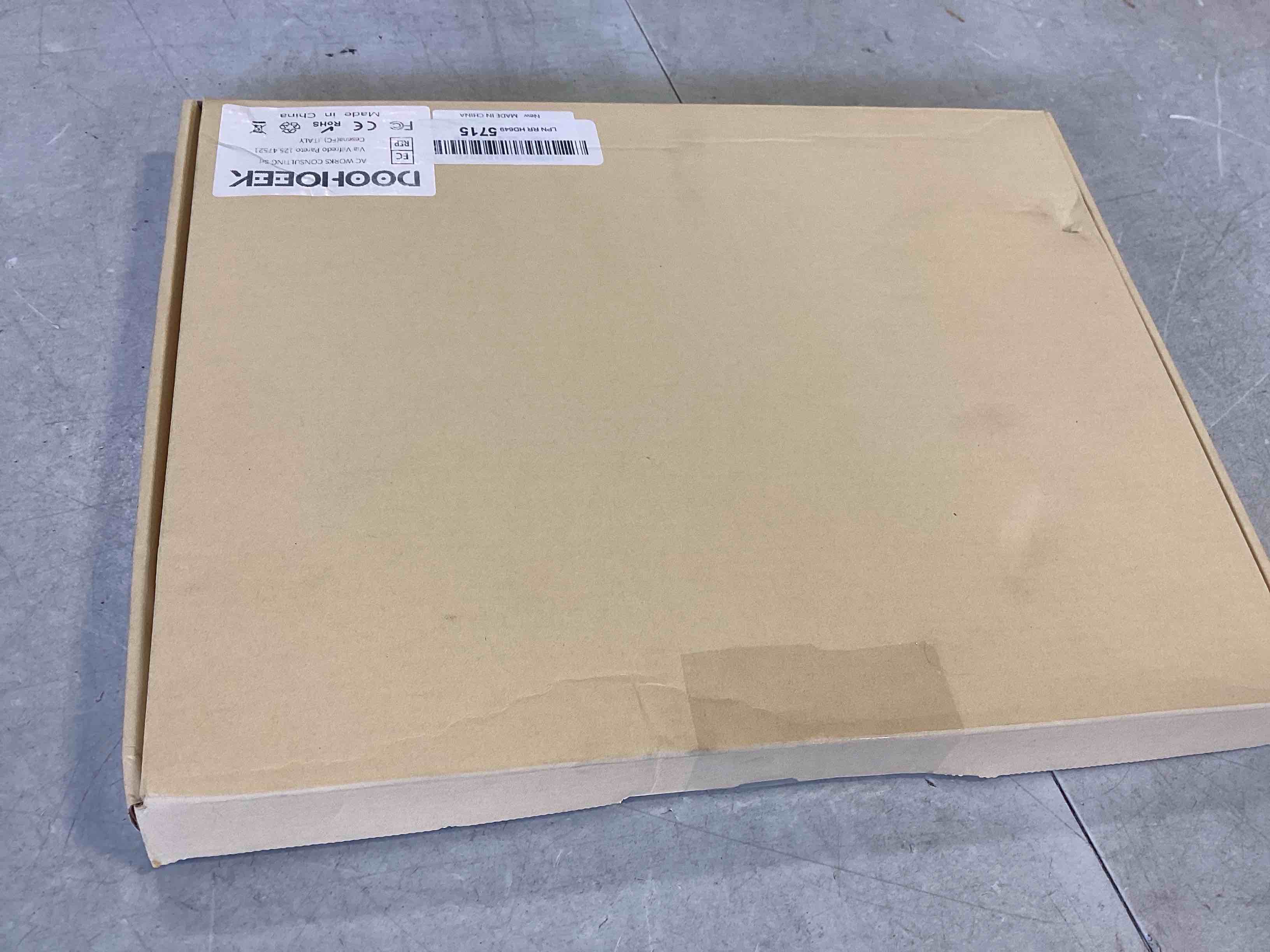 https://s3.amazonaws.com/lotting-images-prod/bidfta/RED6393870_1717695482718.jpeg