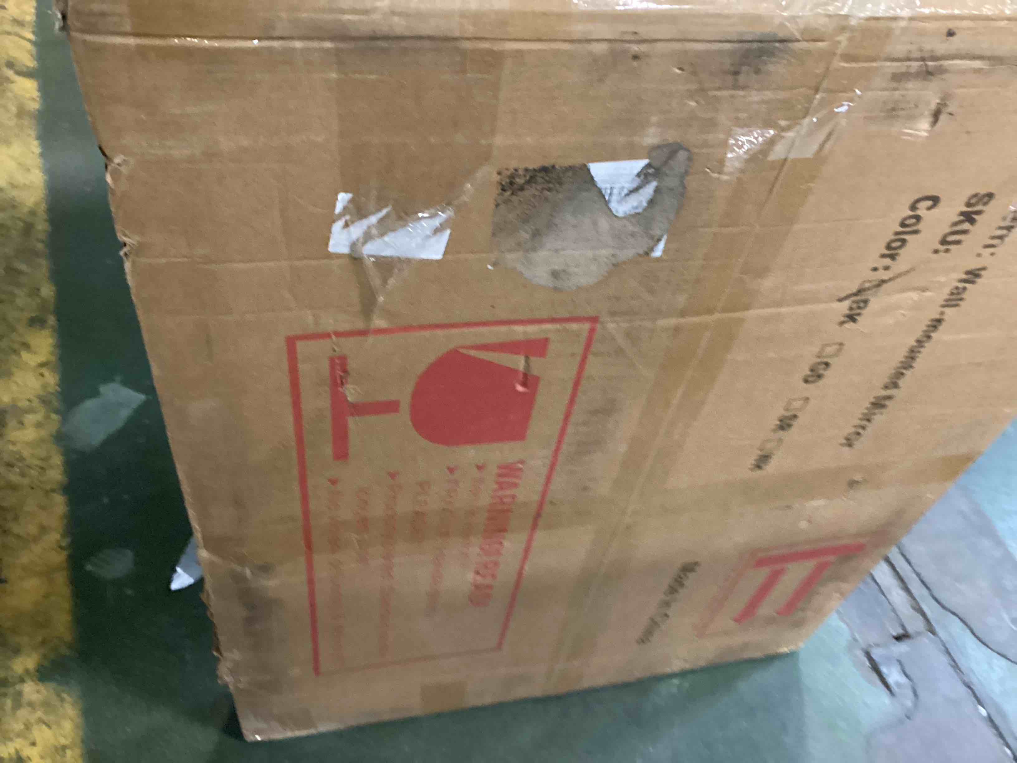 https://s3.amazonaws.com/lotting-images-prod/bidfta/RED6394270_1717848259344.jpeg