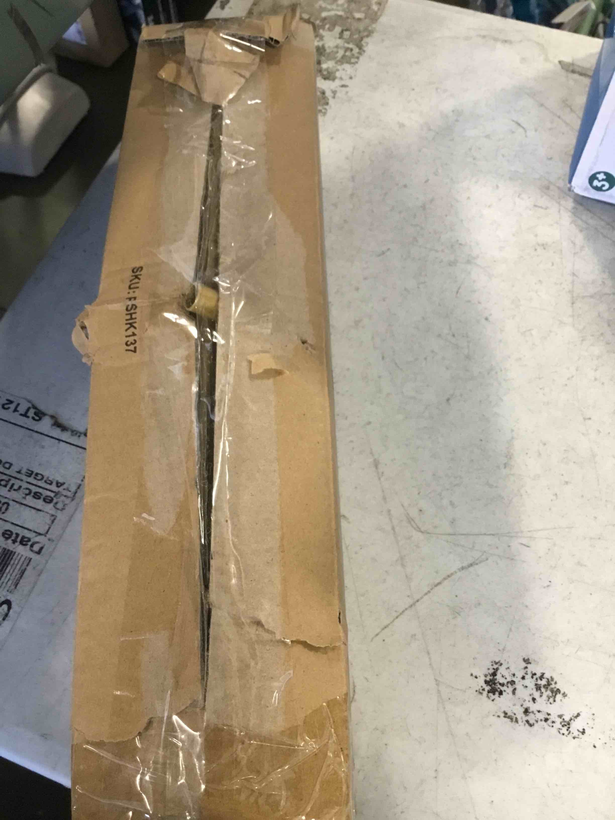 https://s3.amazonaws.com/lotting-images-prod/bidfta/RED6395313_1717766069567.jpeg
