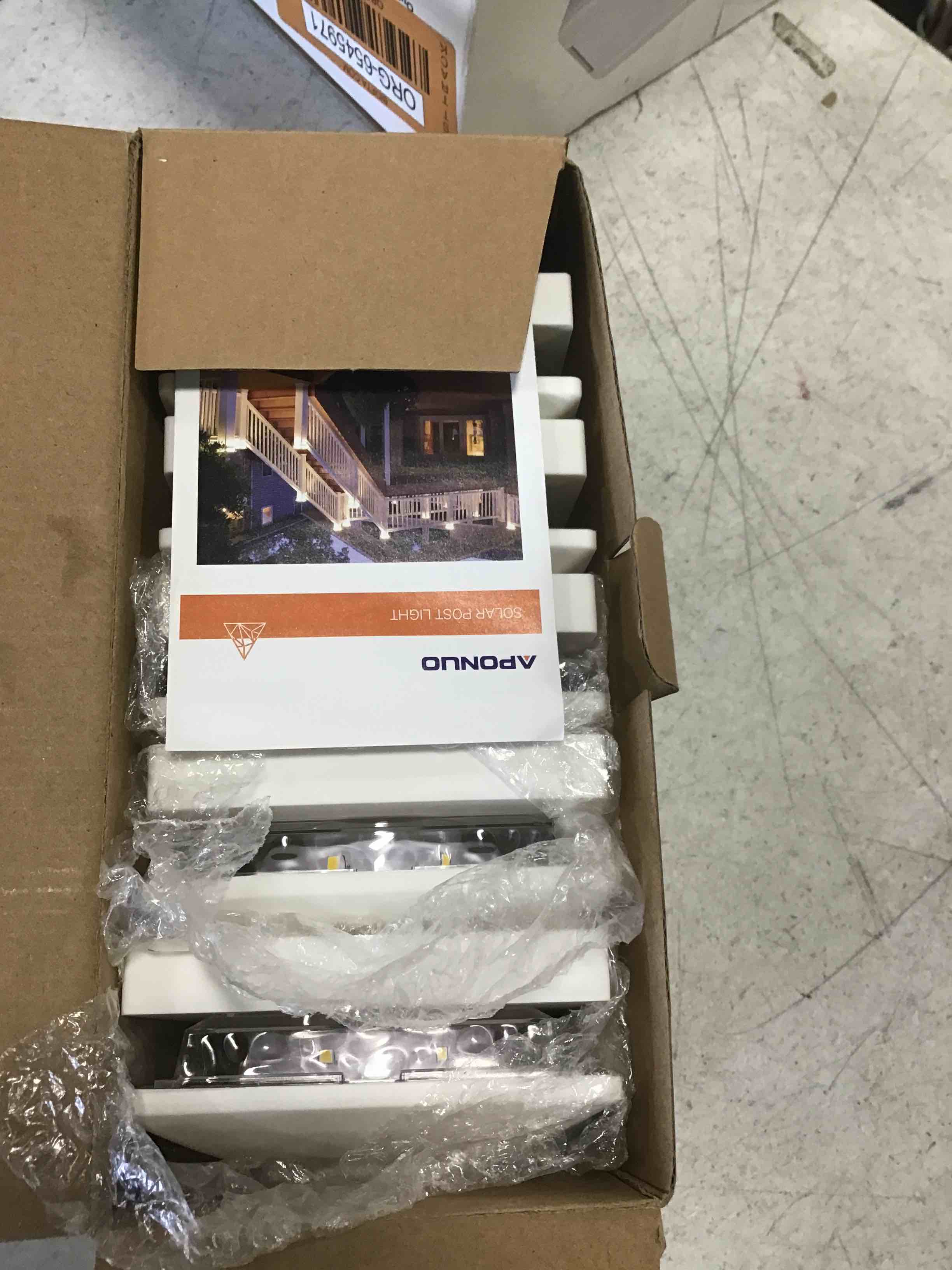 https://s3.amazonaws.com/lotting-images-prod/bidfta/RED6395636_1718034969838.jpeg