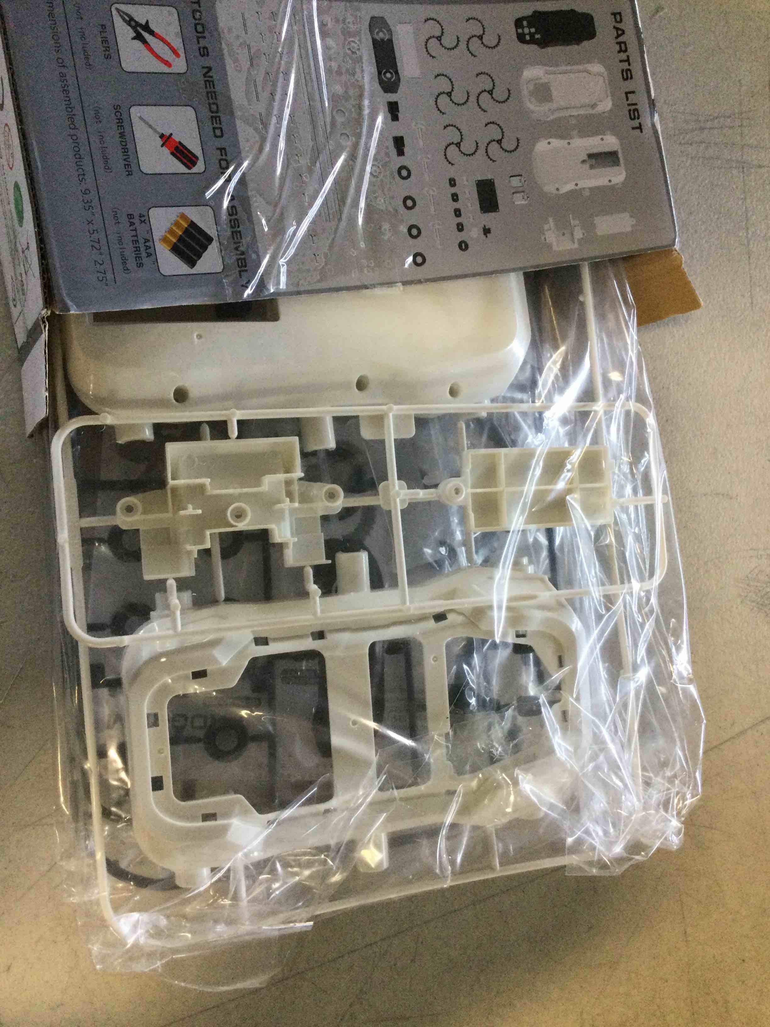 https://s3.amazonaws.com/lotting-images-prod/bidfta/RED6396877_1717773916743.jpeg