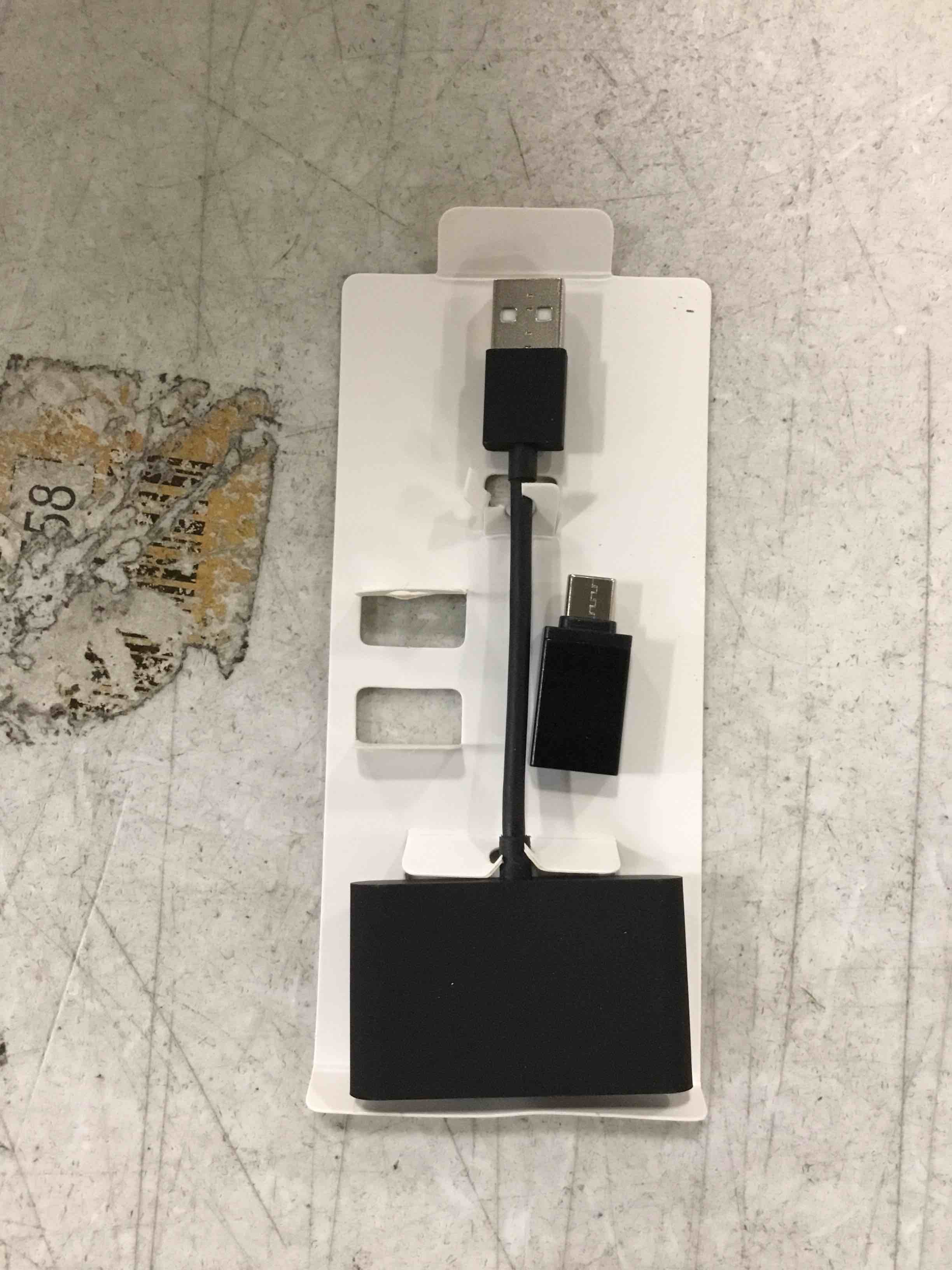 https://s3.amazonaws.com/lotting-images-prod/bidfta/RED6398390_1718308515862.jpeg