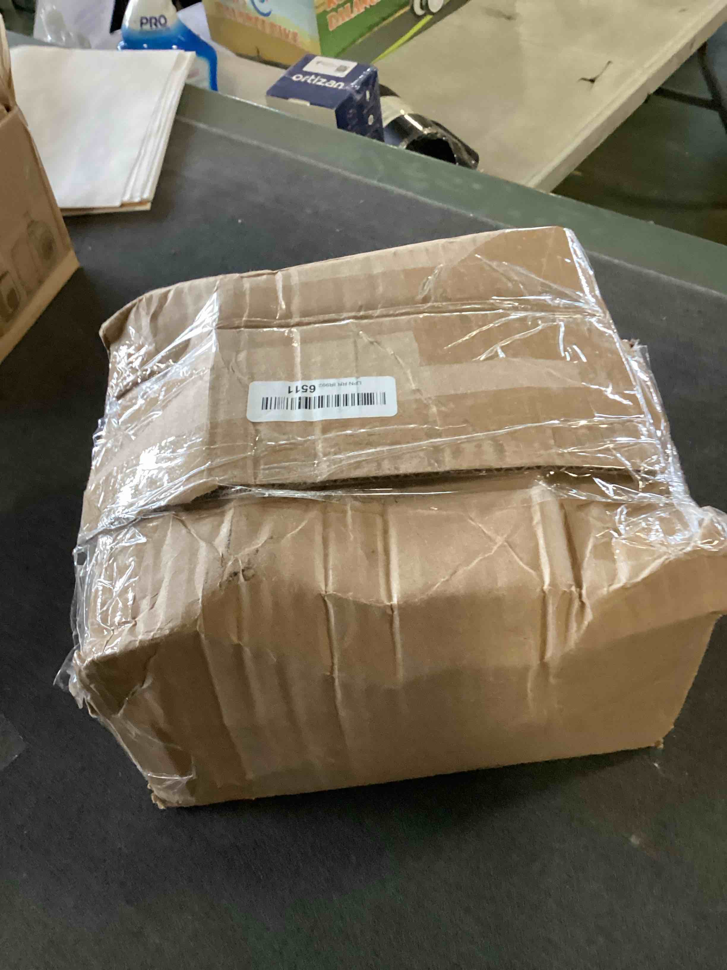 https://s3.amazonaws.com/lotting-images-prod/bidfta/RED6399718_1717789810325.jpeg