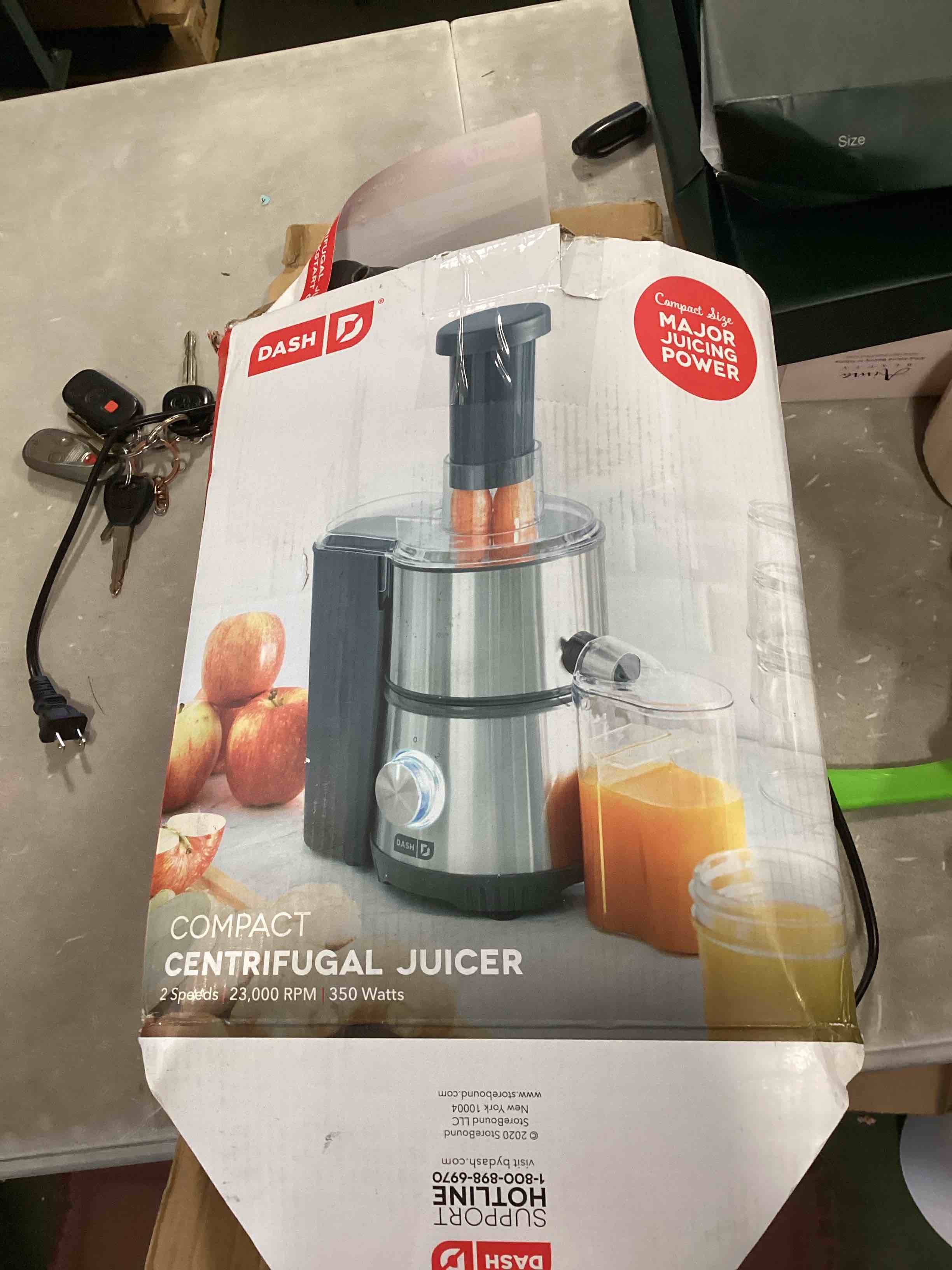 https://s3.amazonaws.com/lotting-images-prod/bidfta/RED6400307_1718642140683.jpeg
