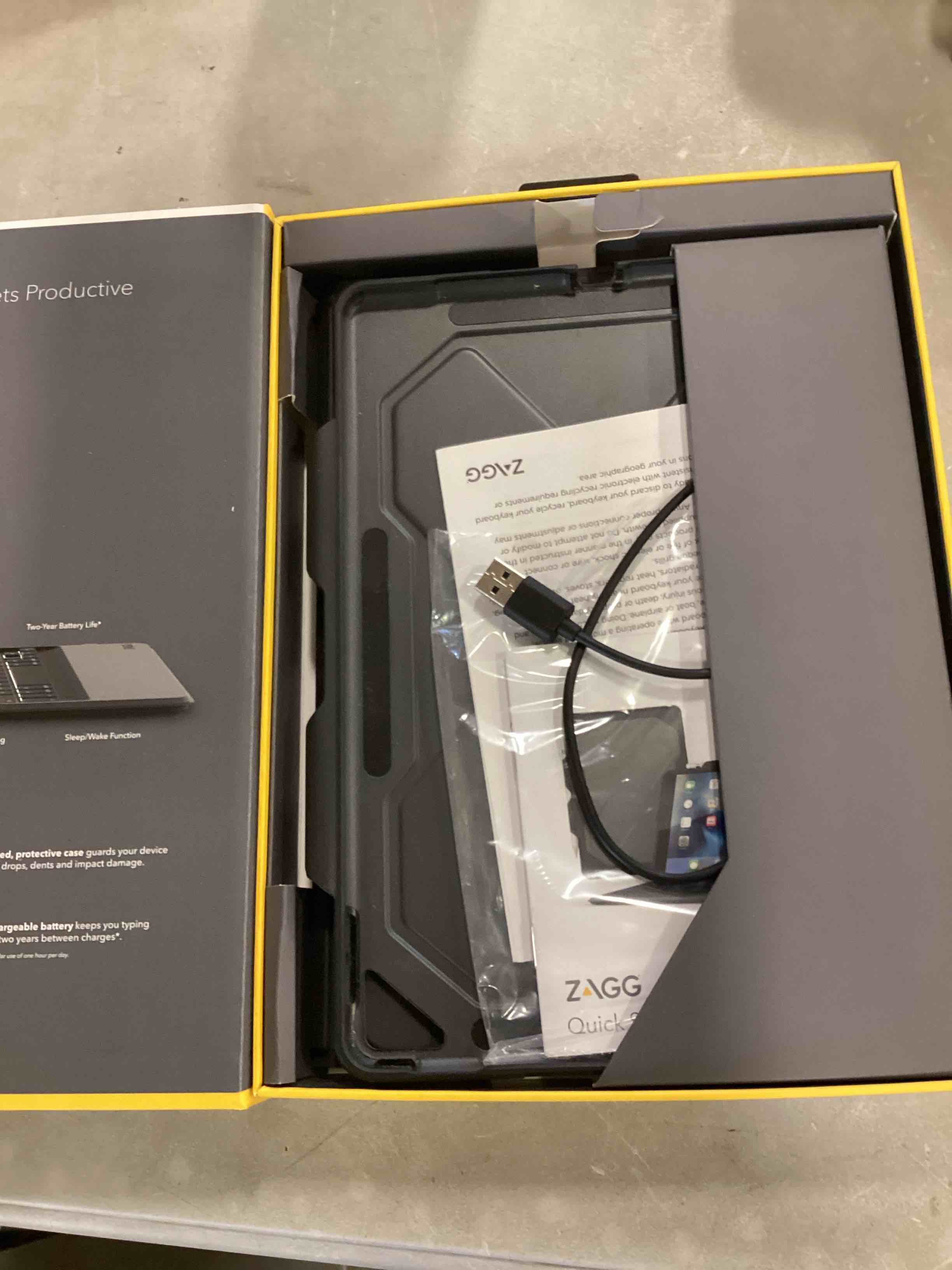 https://s3.amazonaws.com/lotting-images-prod/bidfta/RED6400376_1718661574374.jpeg