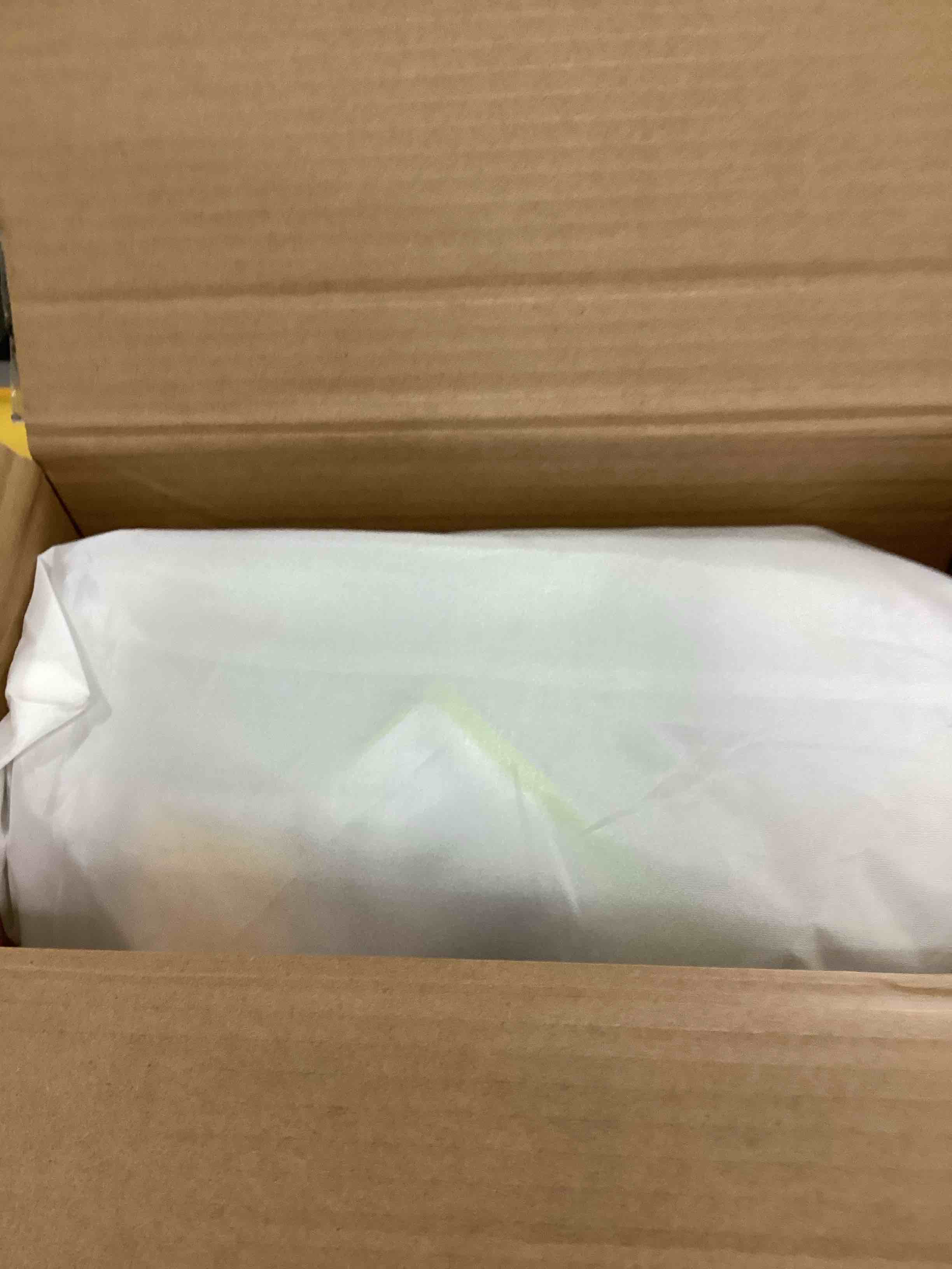 https://s3.amazonaws.com/lotting-images-prod/bidfta/RED6400885_1718735084033.jpeg