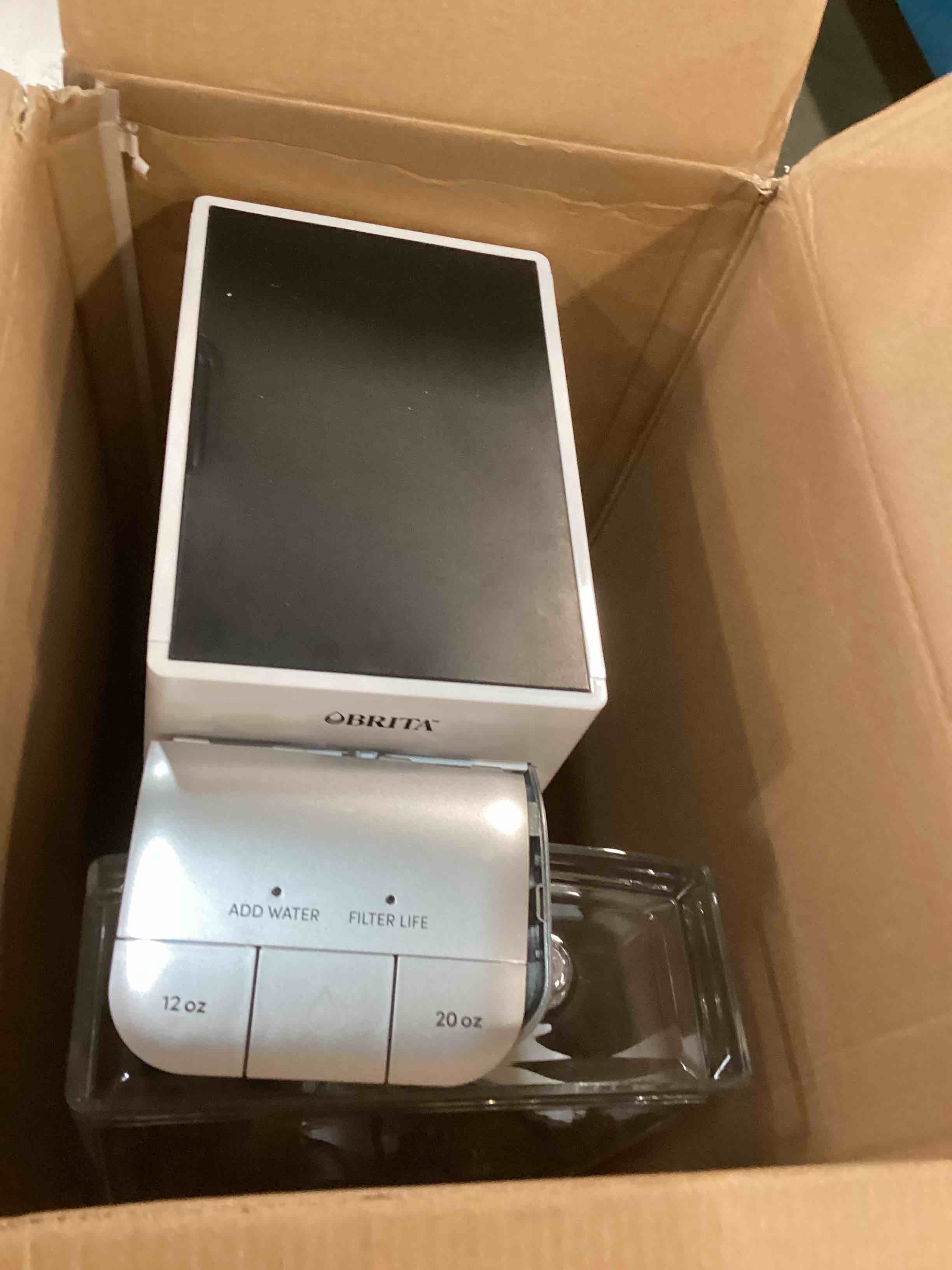 https://s3.amazonaws.com/lotting-images-prod/bidfta/RED6400989_1717611724326.jpeg