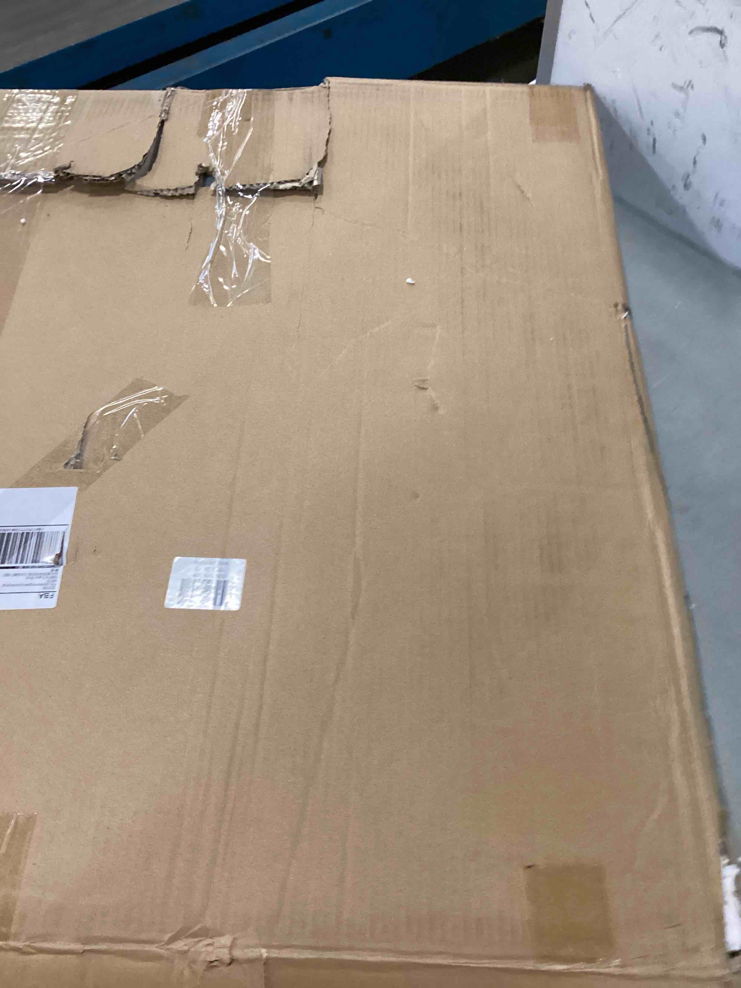 https://s3.amazonaws.com/lotting-images-prod/bidfta/RED6401455_1718022694485.jpeg